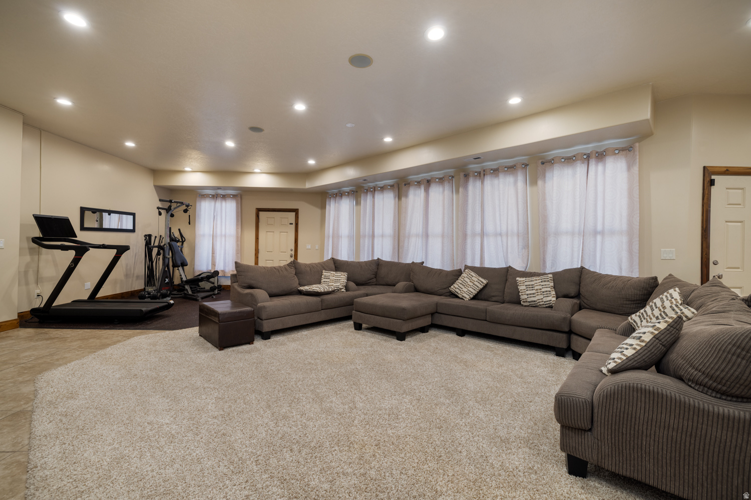 AIR VILLAGE HILLS SUBDIVISION, AMENDED - Residential