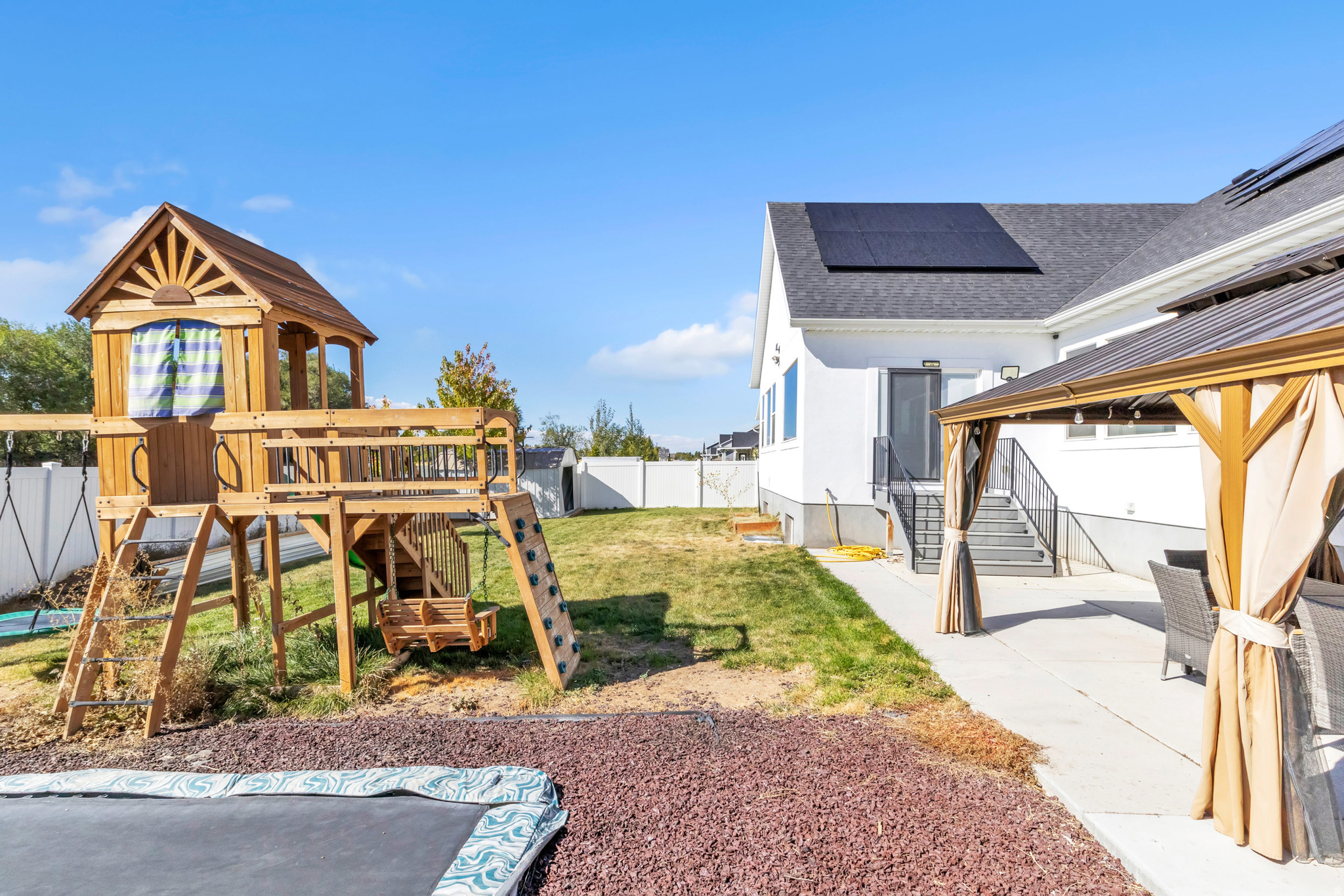 MAPLETON GROVE - Residential