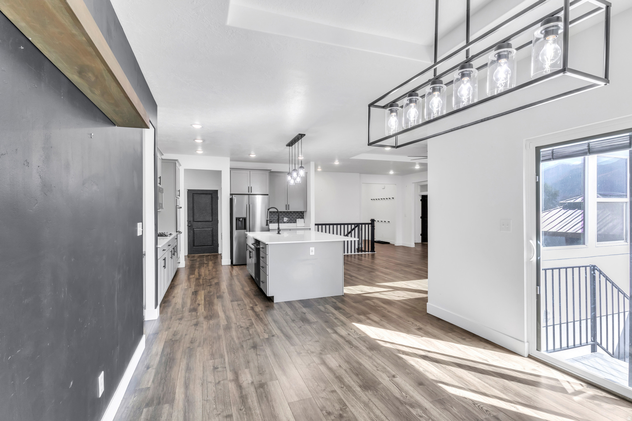 MAPLETON GROVE - Residential