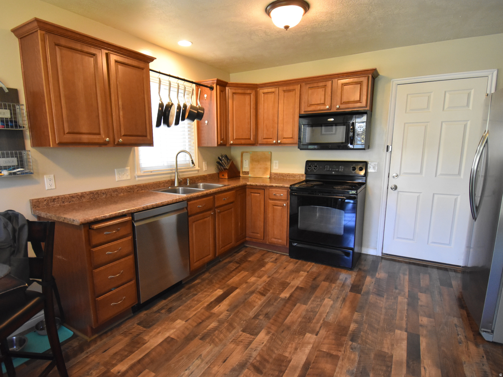 THE SYCAMORES AT JORDAN HILLS - Residential