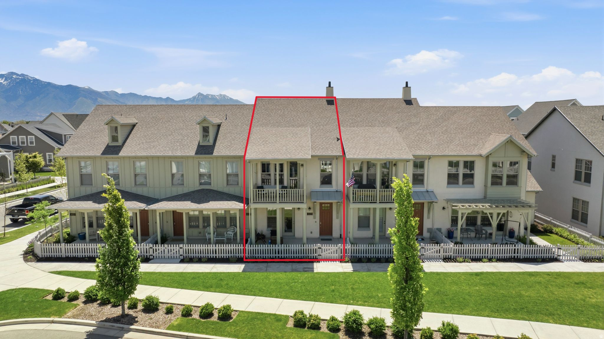 DAYBREAK LAKE ISLAND - Residential