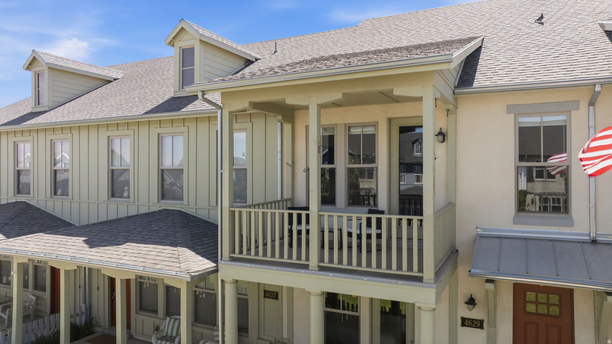 DAYBREAK LAKE ISLAND - Residential