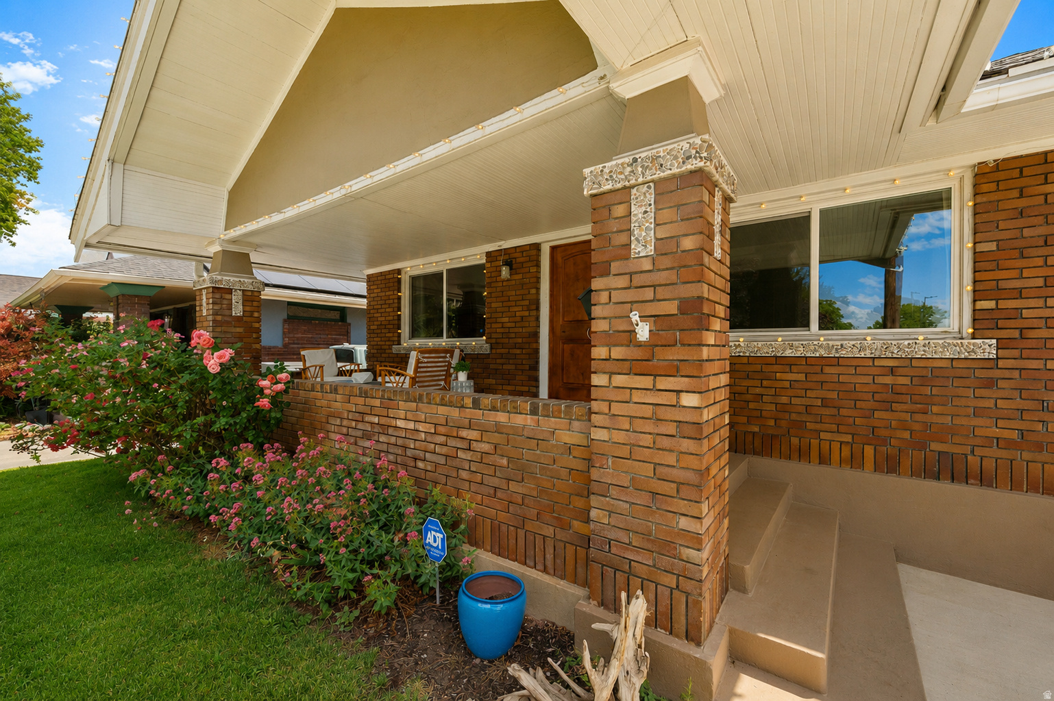 EAST BOULEVARD - Residential