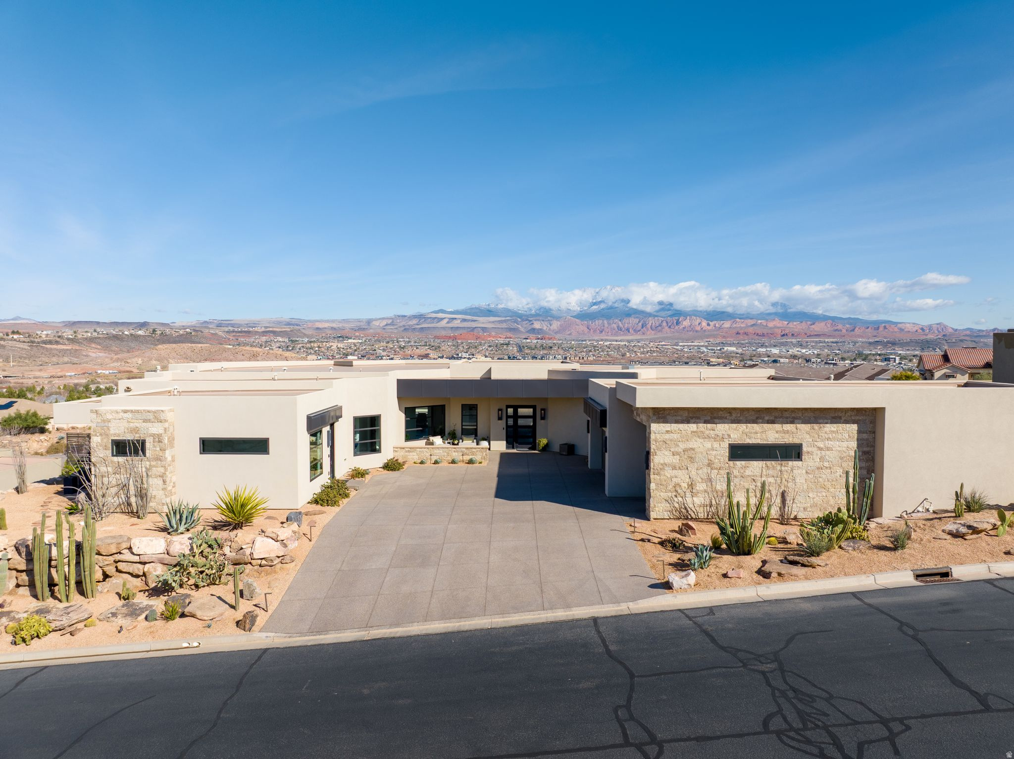 STONE CLIFF PH 11 - Residential