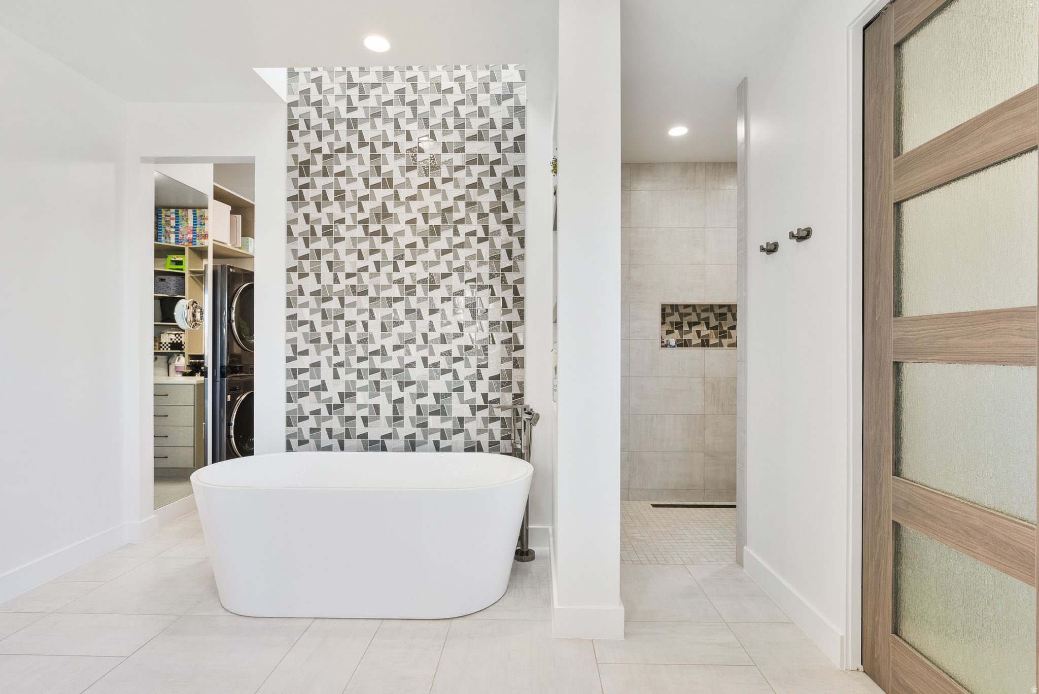 STONE CLIFF PH 11 - Residential