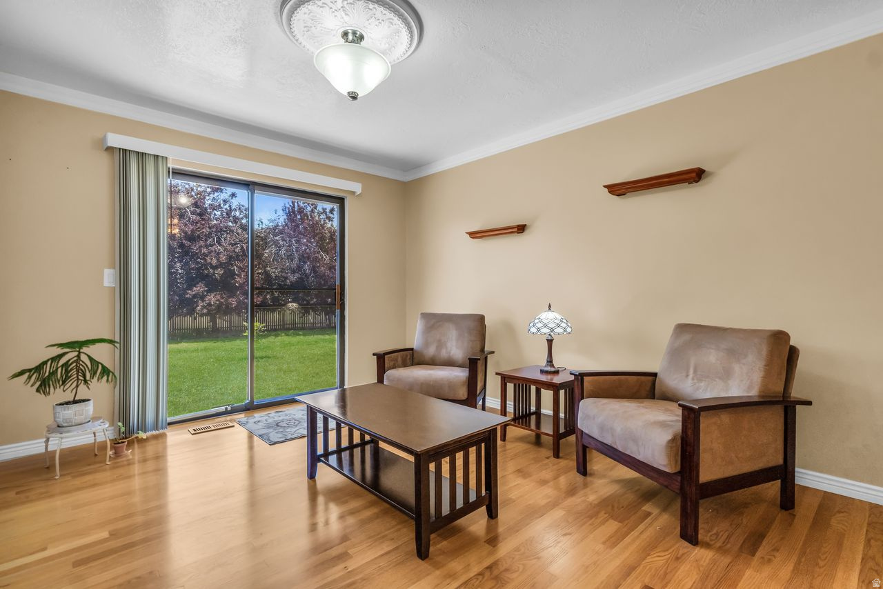 OAK FOREST #5 - Residential
