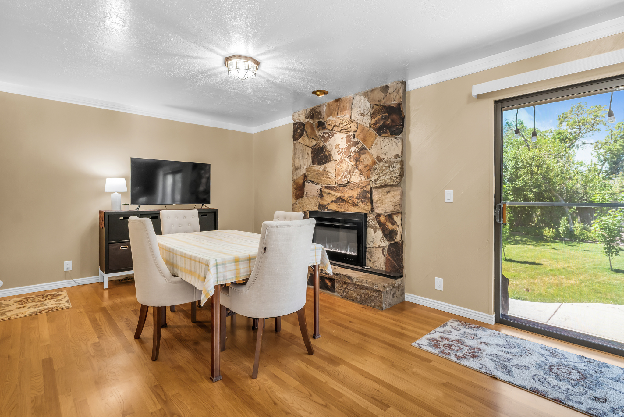 OAK FOREST #5 - Residential