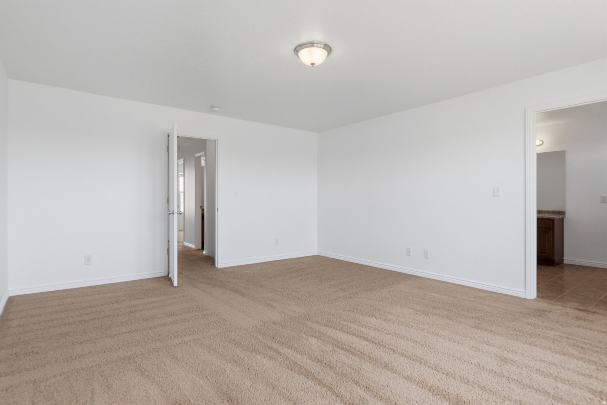 WHISPERING WILLOW - Residential