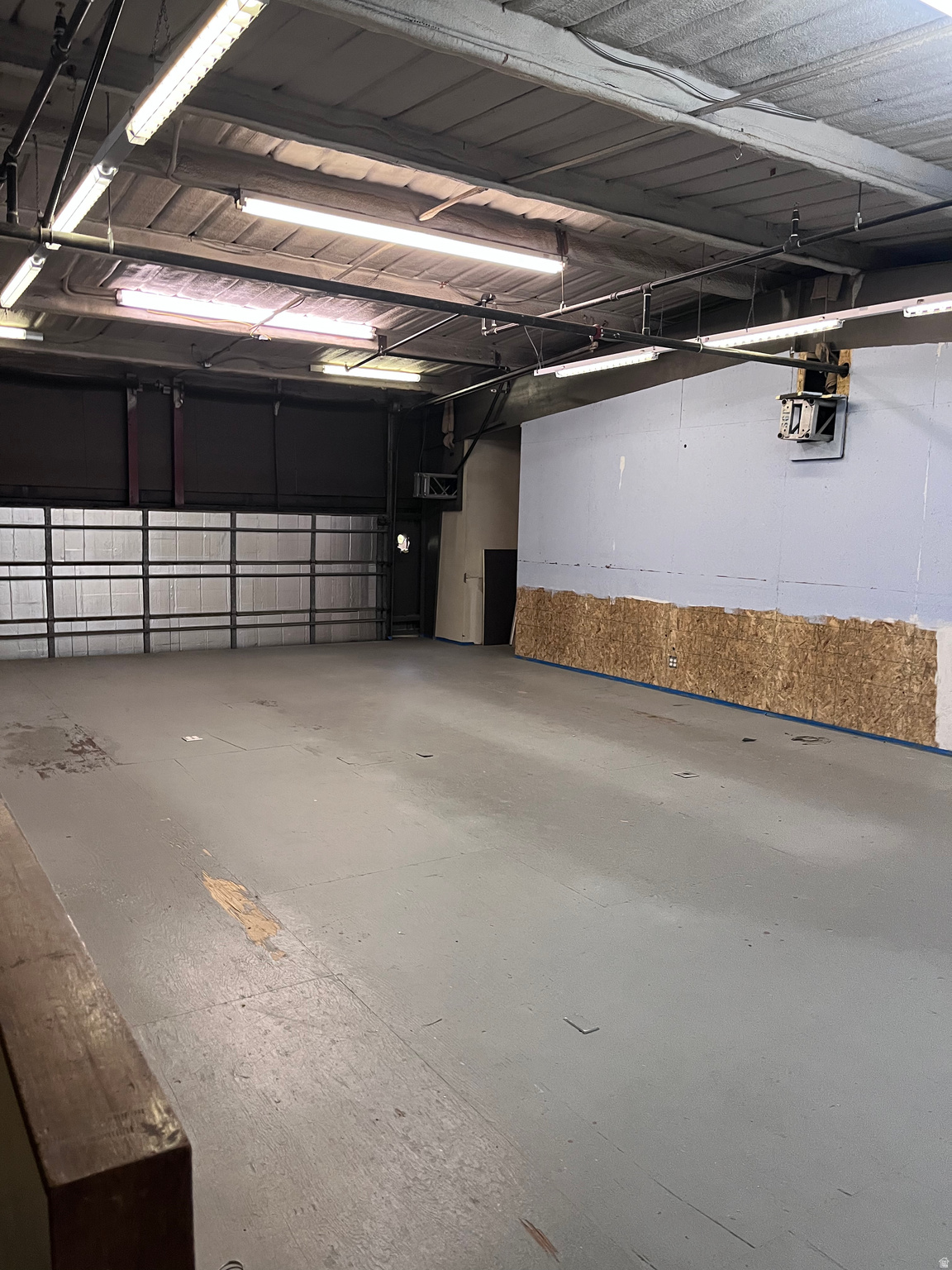 FRANKLIN - Commercial Lease