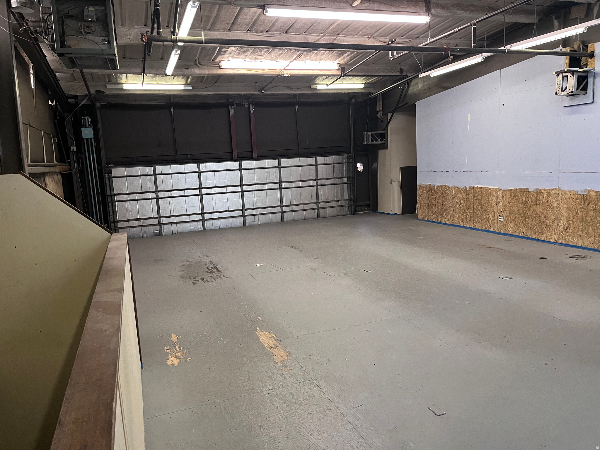 Private Creative Work Space  ~ 800 SF - Upstairs Studio - Please note - Steep stairs ~ Ideal for Creatives, Makers, Sewing, Design, or Light Production ~ All Utilities Included (Heat, Wi-Fi, and Trash) ~ Located in an Active Event Venue - Concert-Level Sound on Occasion ~ Not Ideal for Filming, Recording, or Quiet-Based Work ~ Private Workspace - No Client Traffic Information provided as a courtesy. Tenant to verify.
