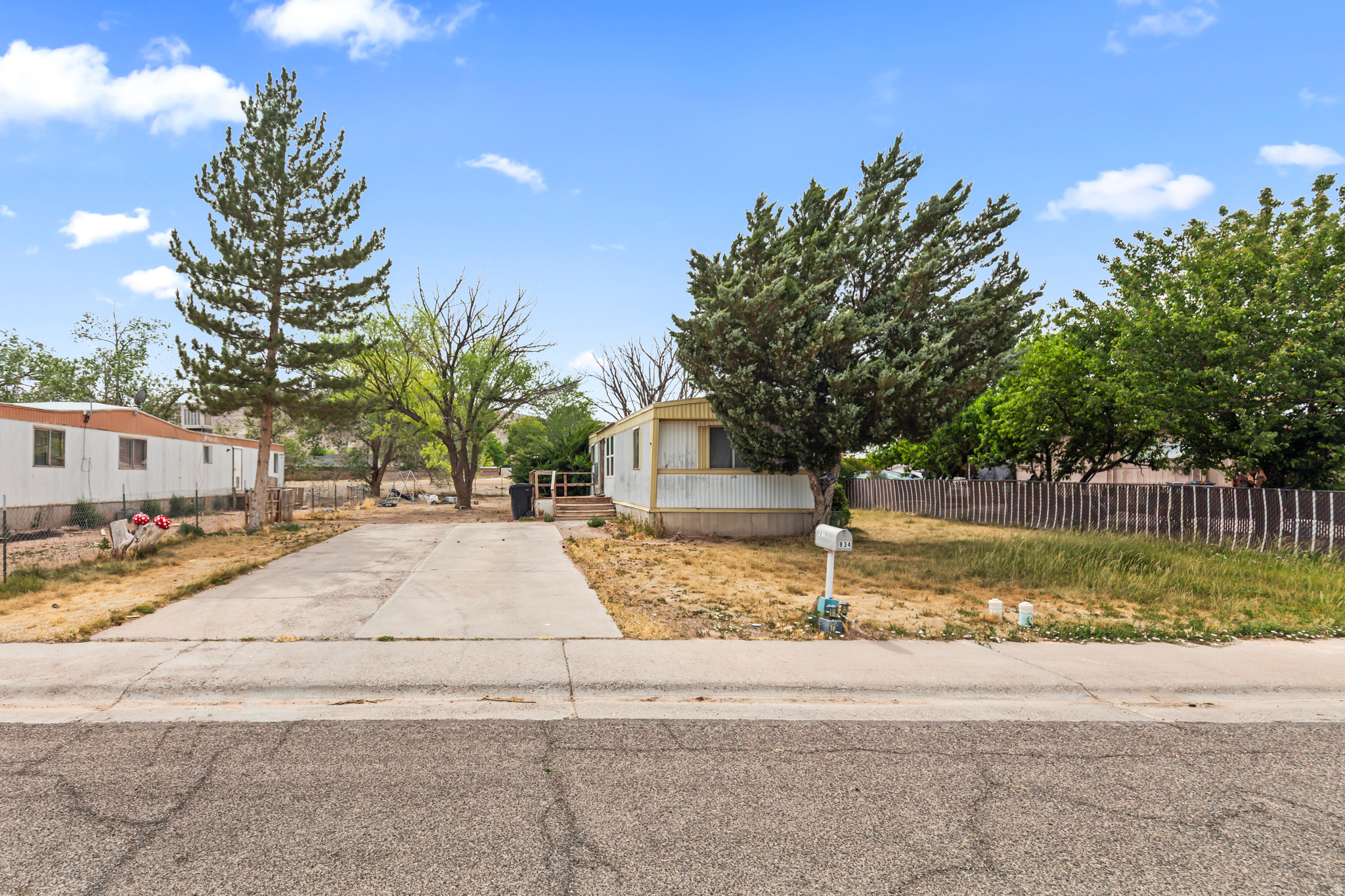 MOUNTAIN VIEW ESTATES - Residential