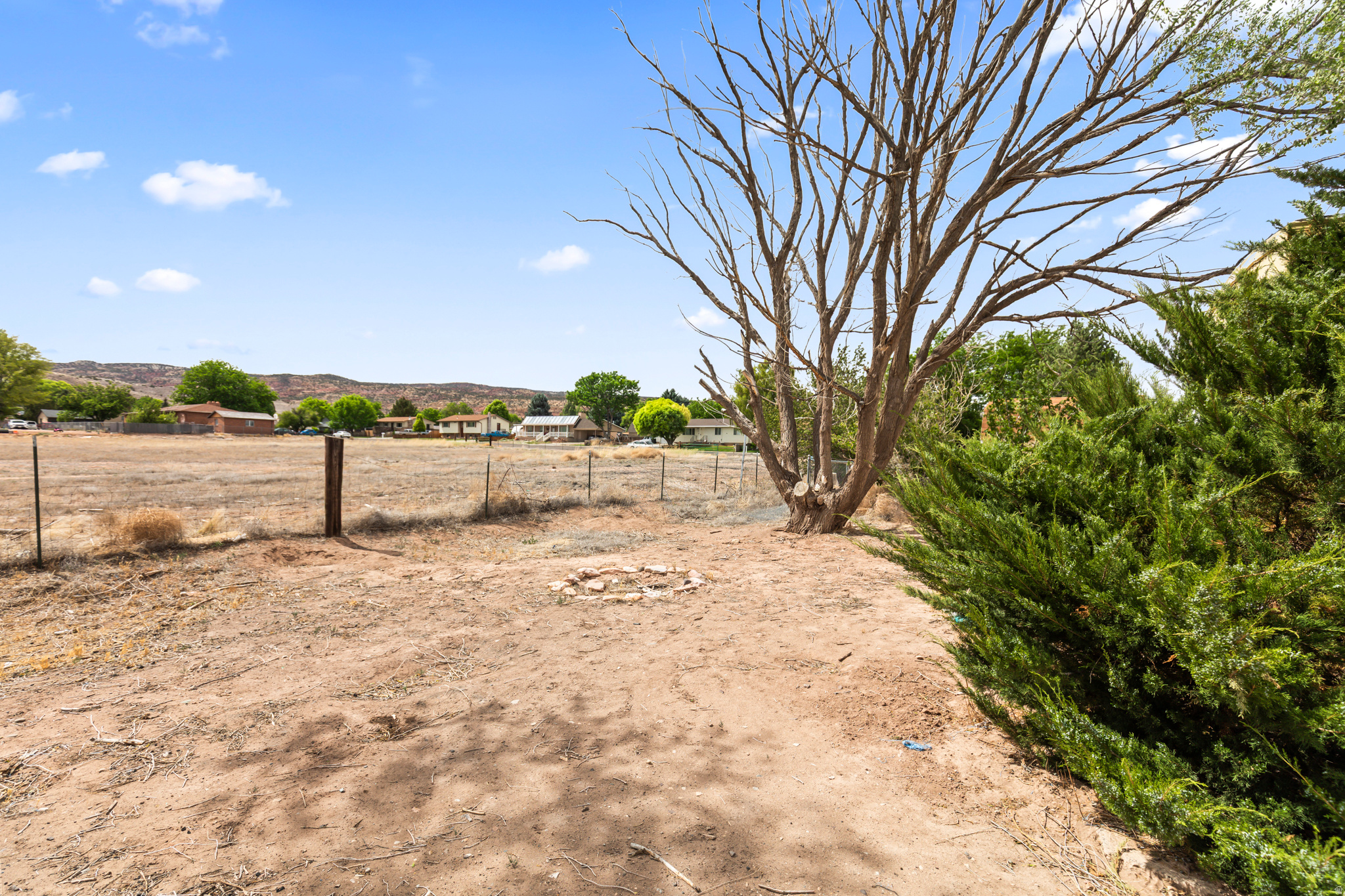 MOUNTAIN VIEW ESTATES - Residential