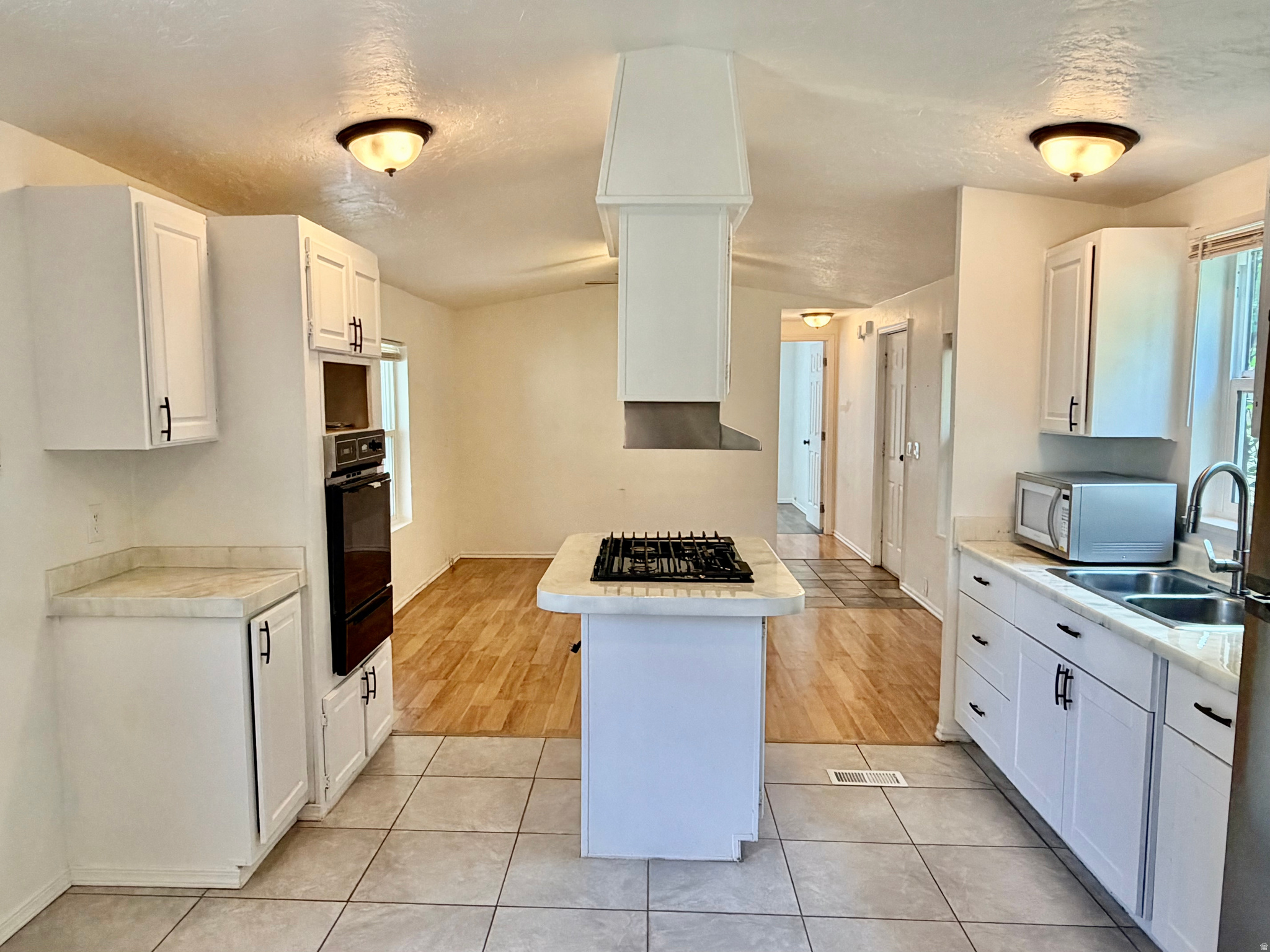 MEADOWS MEADOWS - Residential