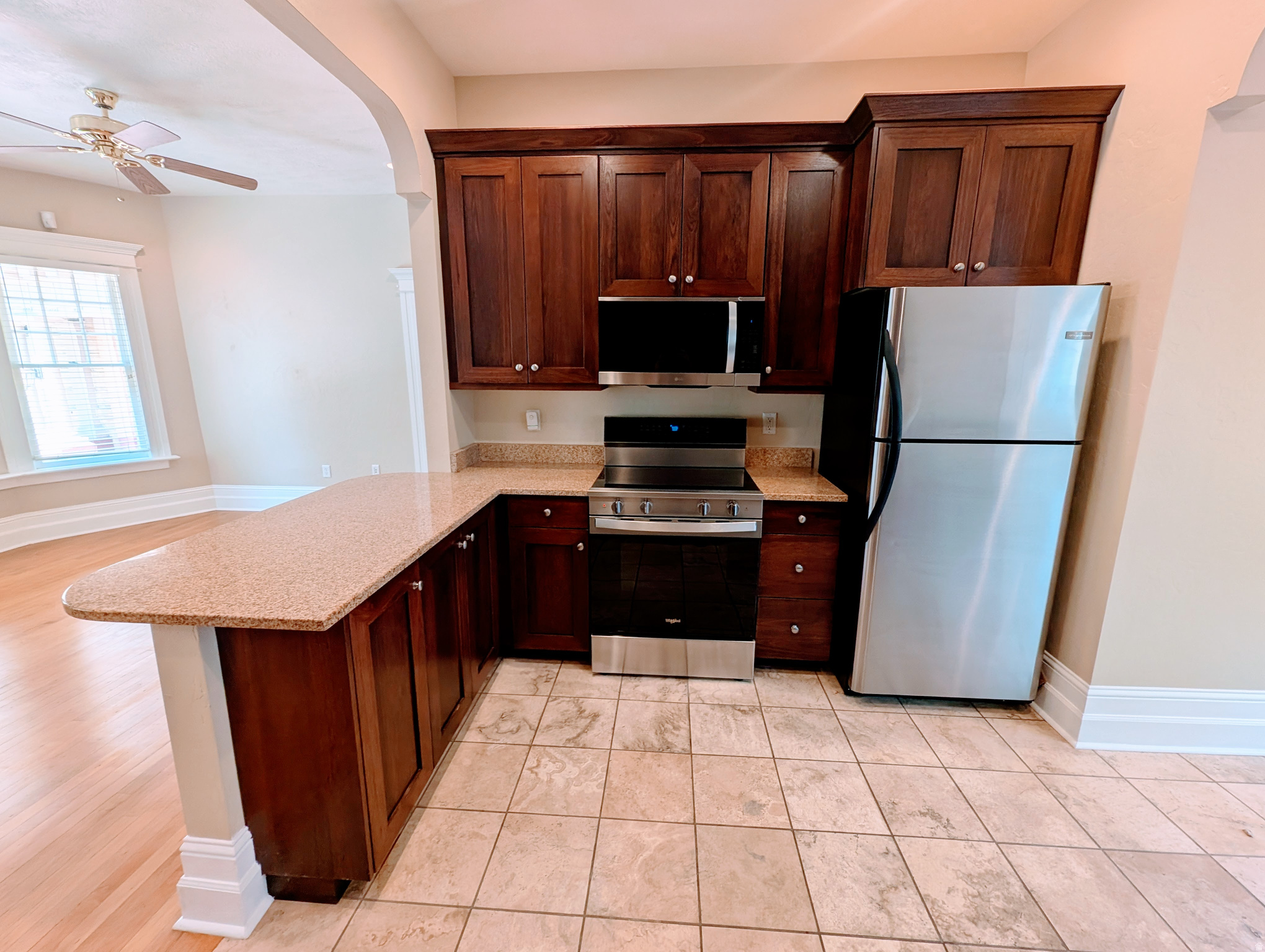 IVANHOE APARTMENTS CONDO - Residential