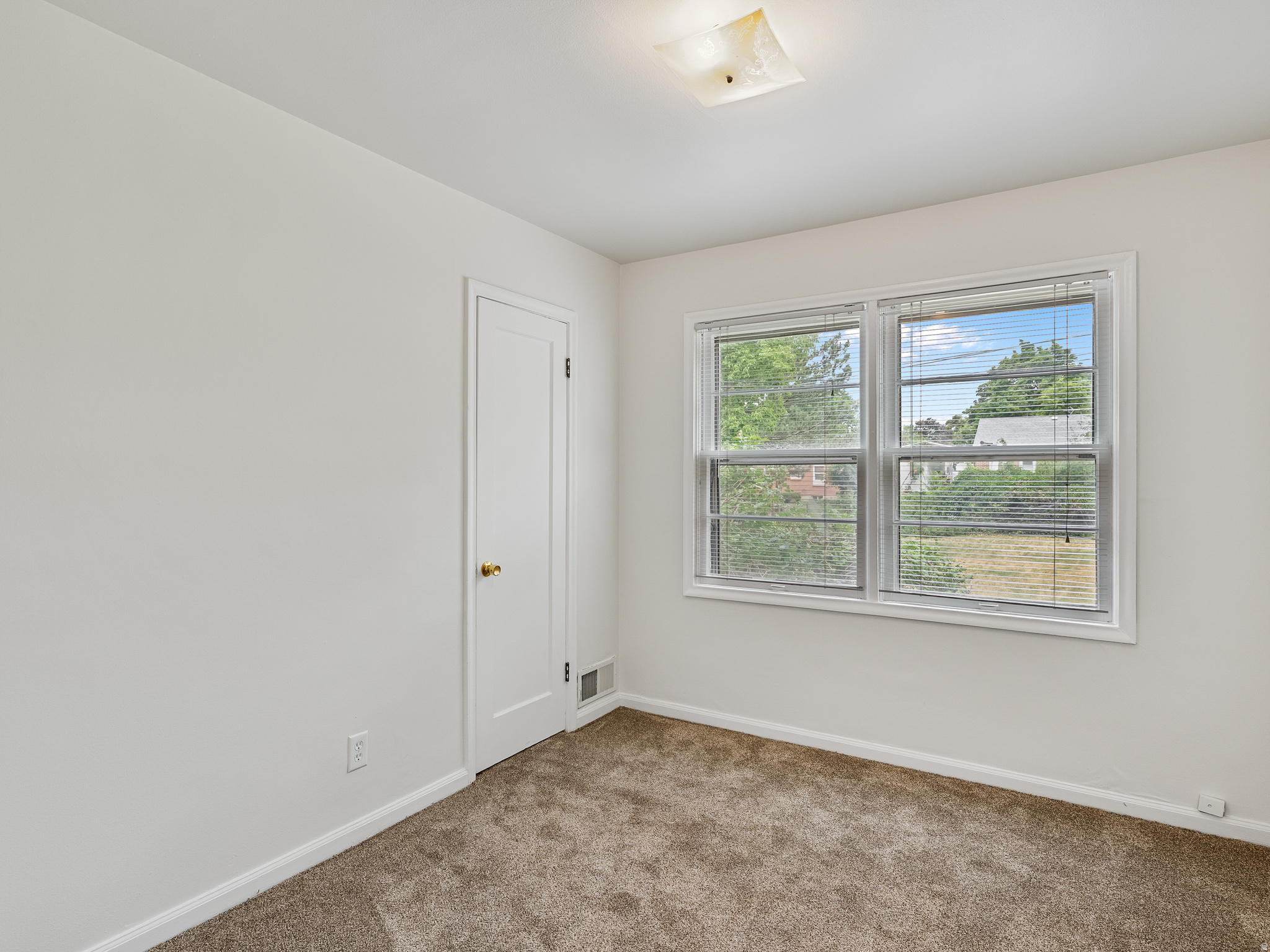 NORTH - Residential