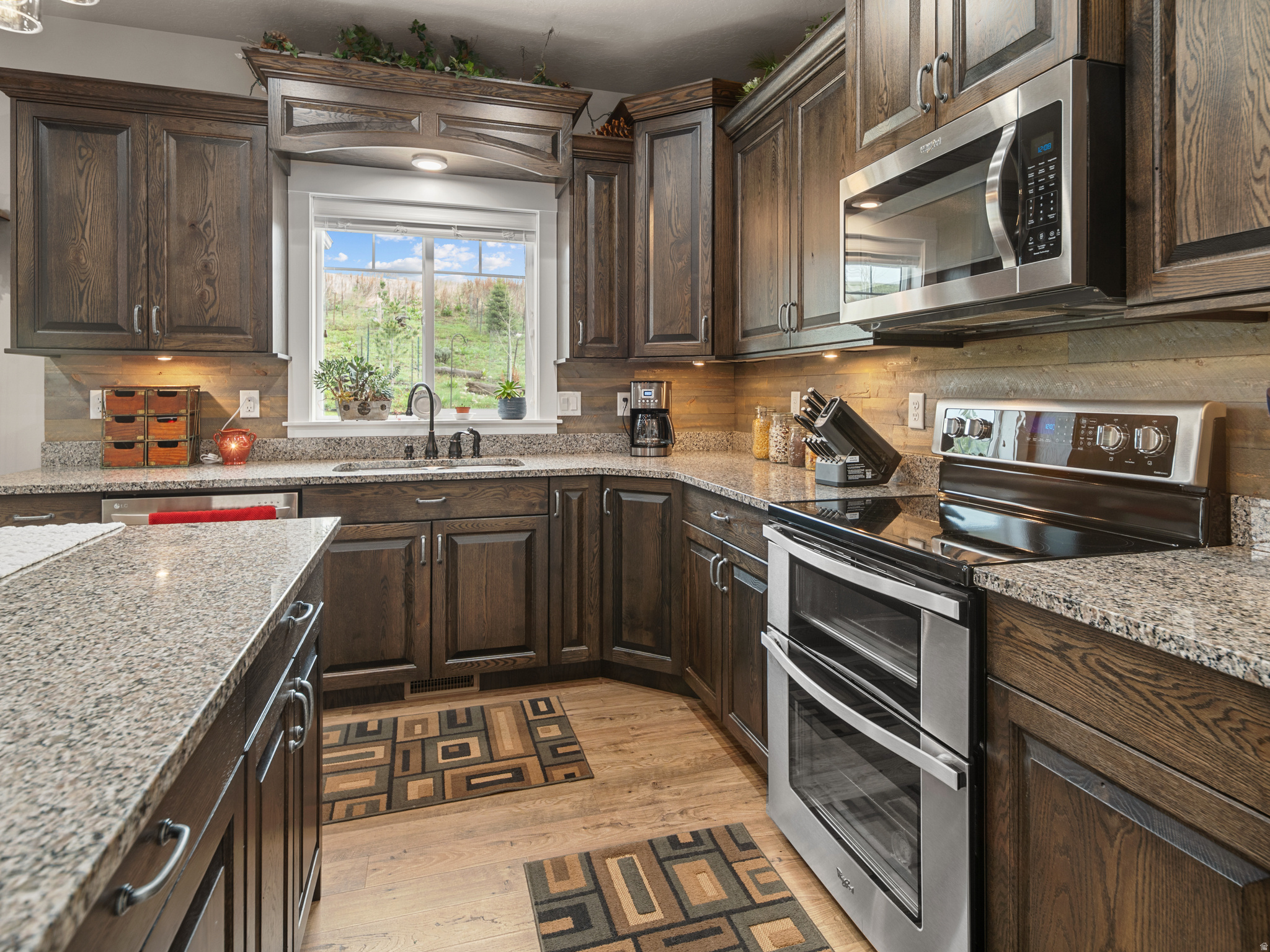 THE PRESERVE AT SHEEP CREEK - Residential