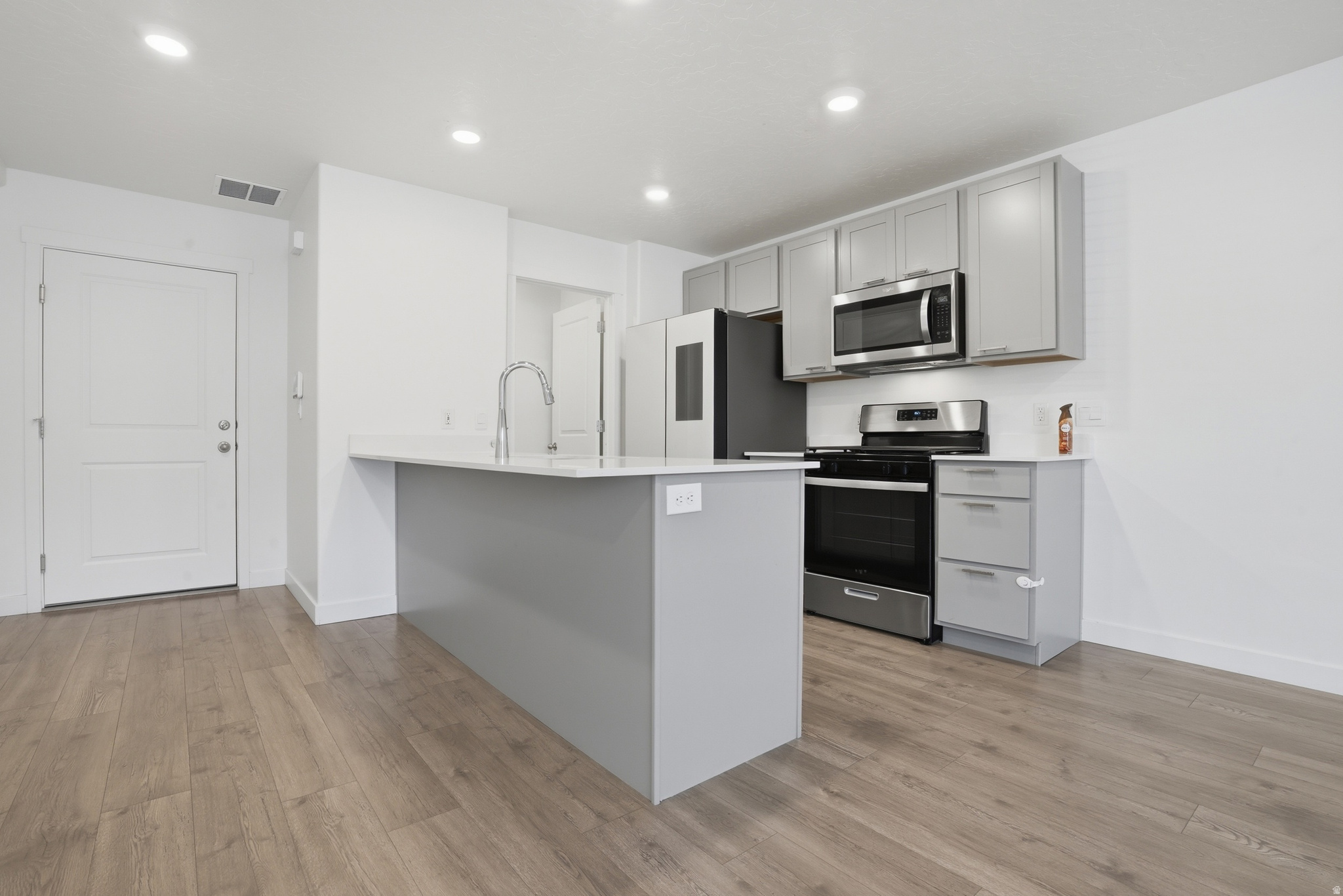 NORTHSHORE - Residential Lease