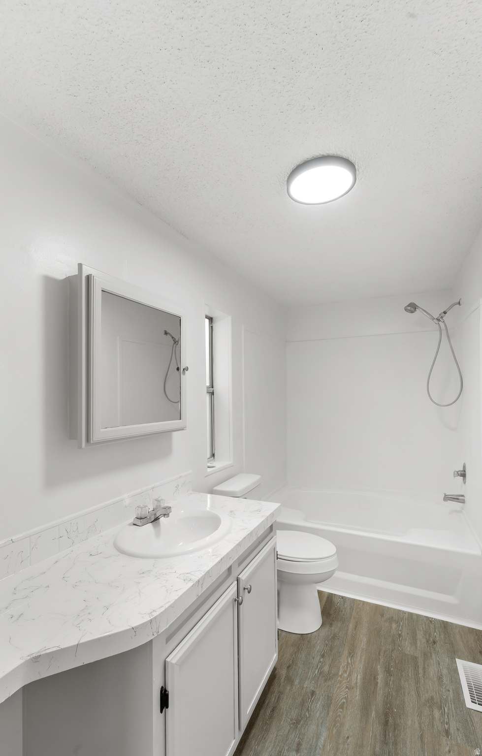 RIDGEWOOD ESTATES - Residential