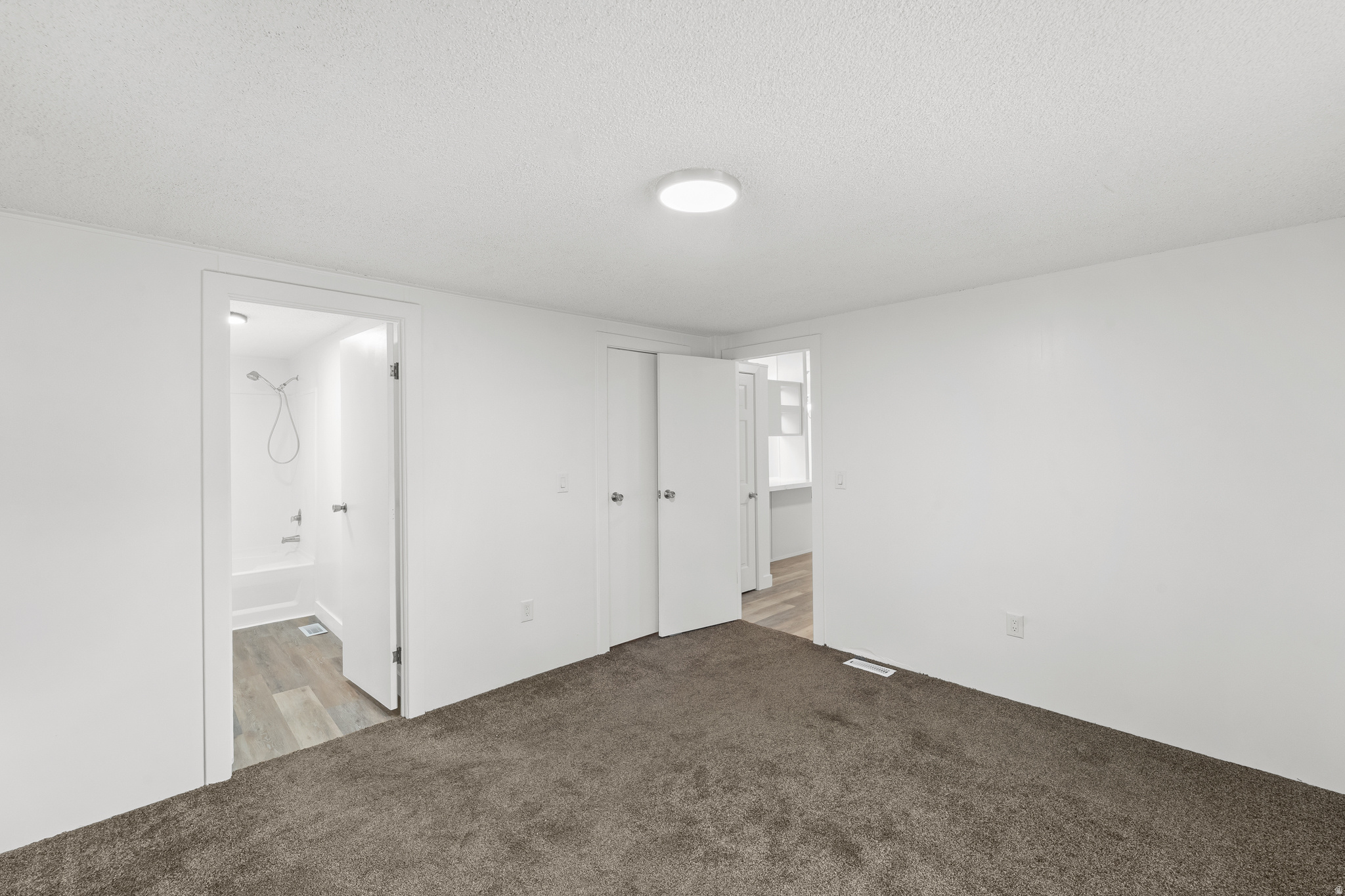 RIDGEWOOD ESTATES - Residential