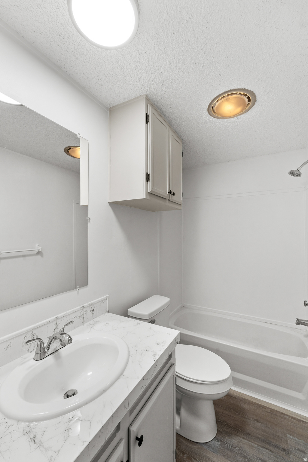 RIDGEWOOD ESTATES - Residential