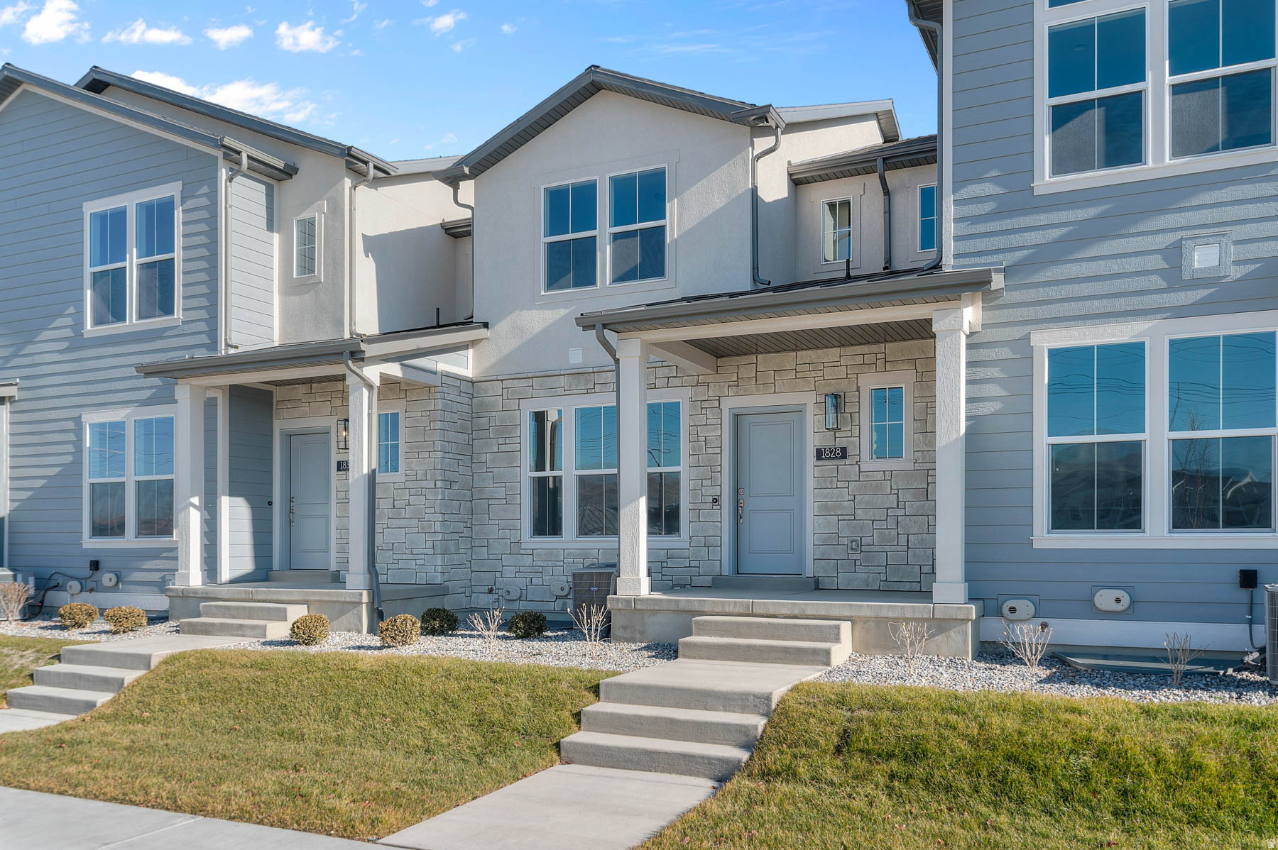 JORDAN WALK TOWNS 207 - Residential