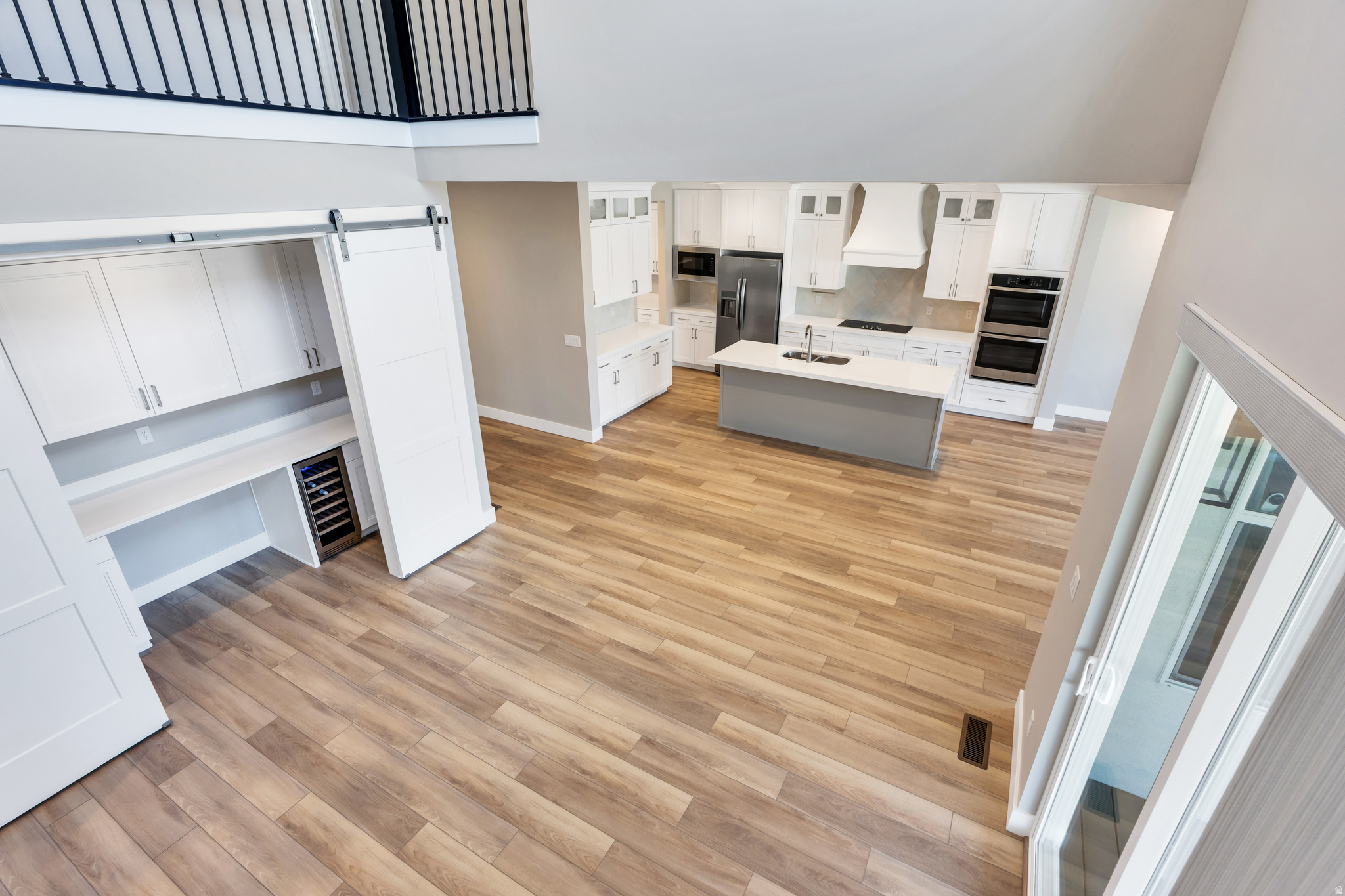BEACON HILL - Residential