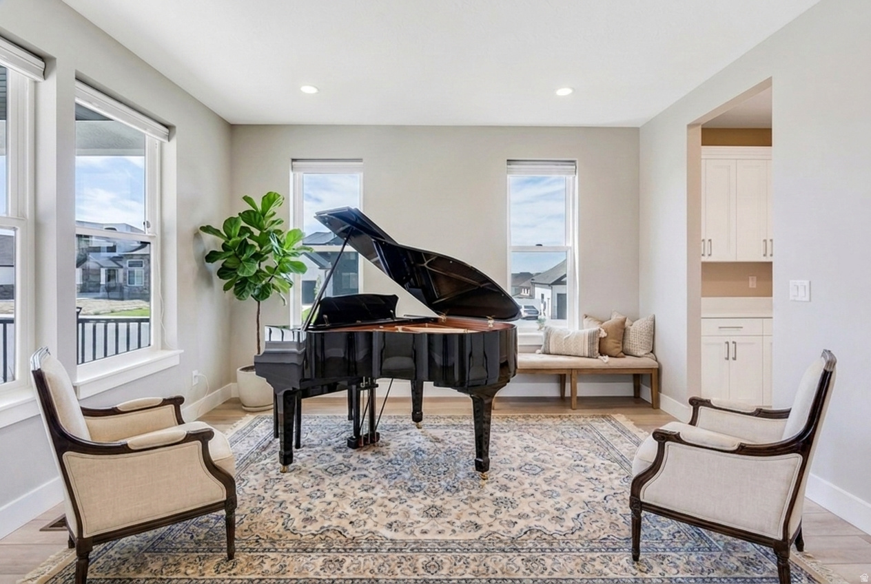 BEACON HILL - Residential