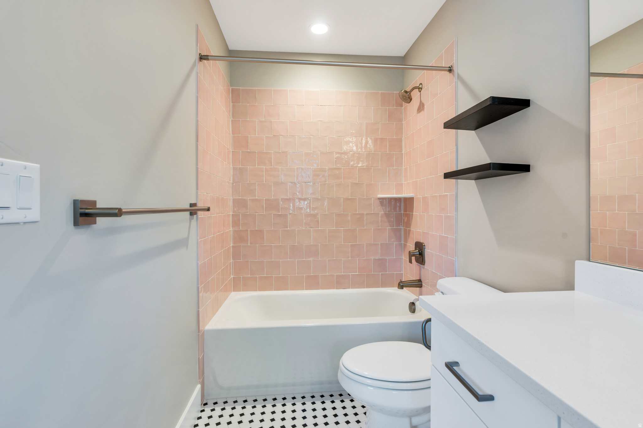BEACON HILL - Residential