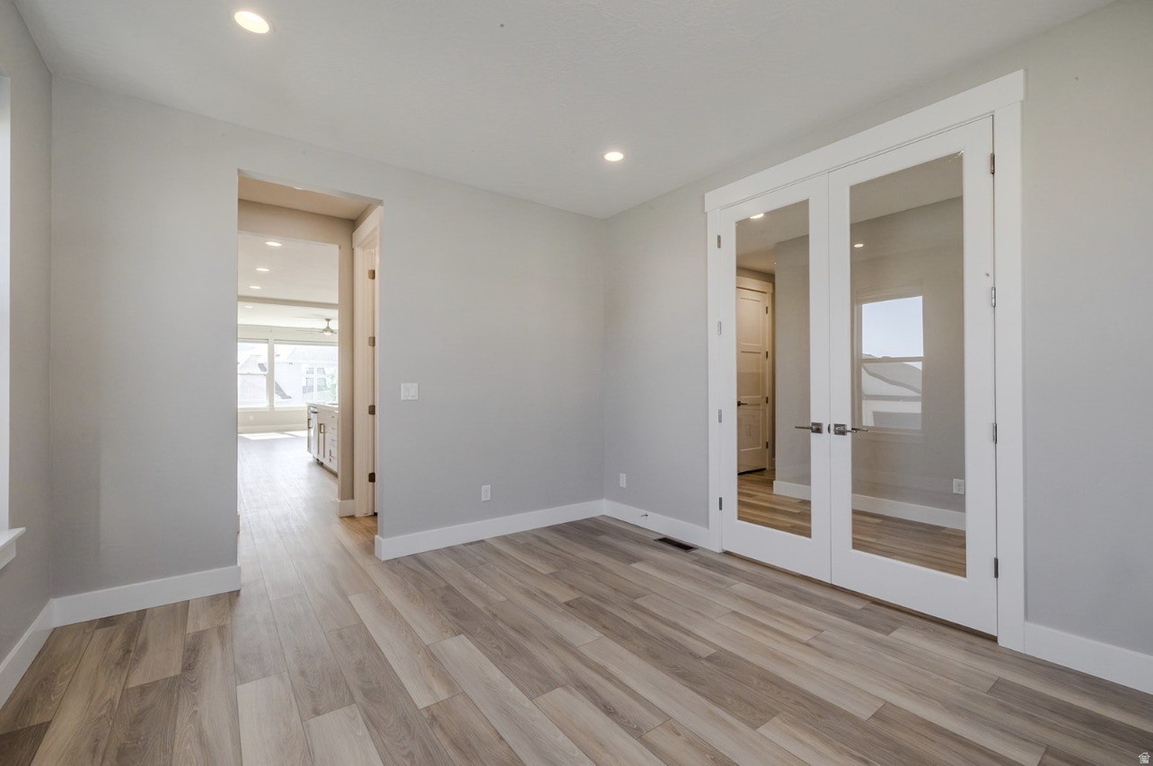BEACON HILL - Residential