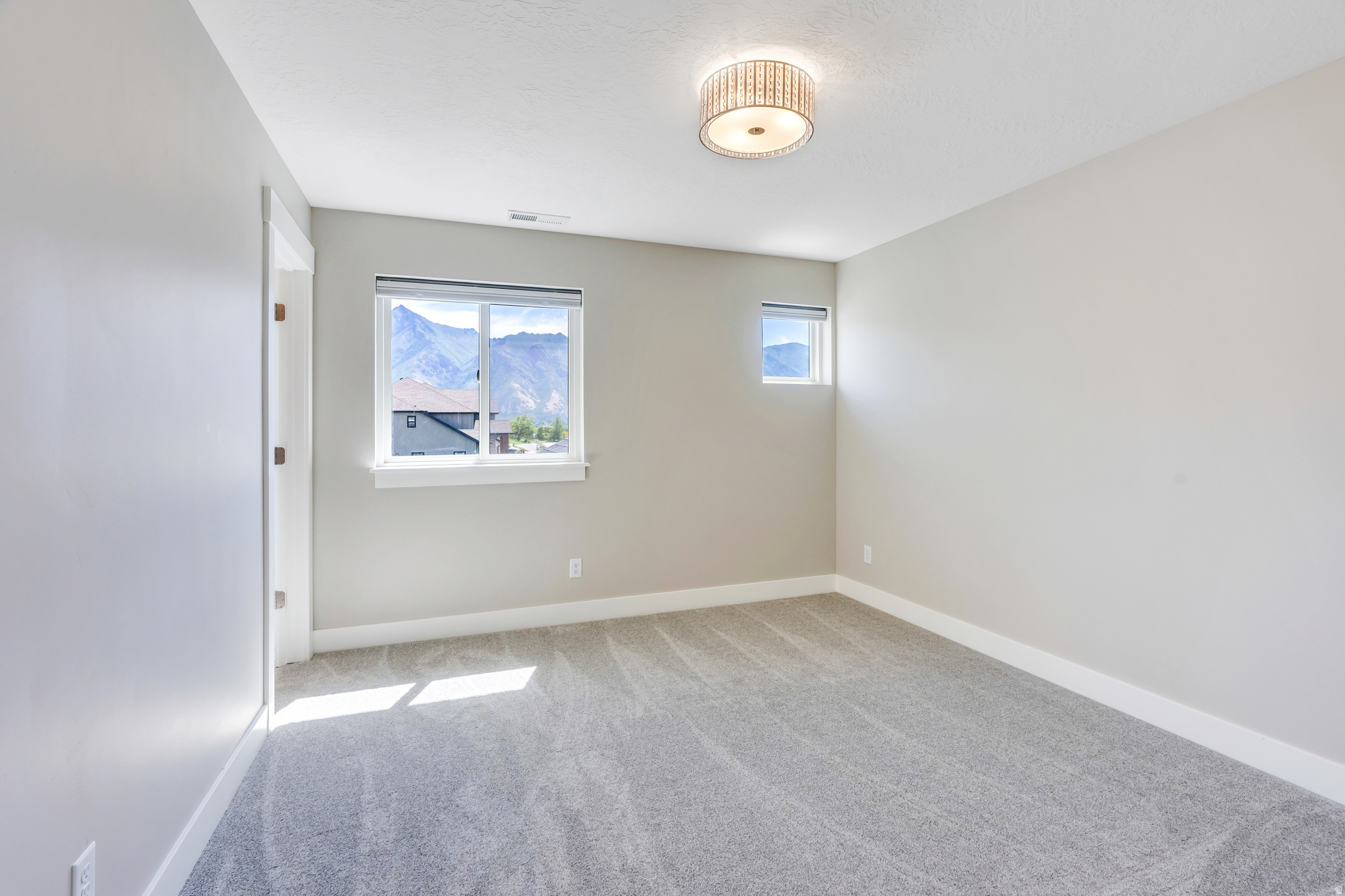 BEACON HILL - Residential