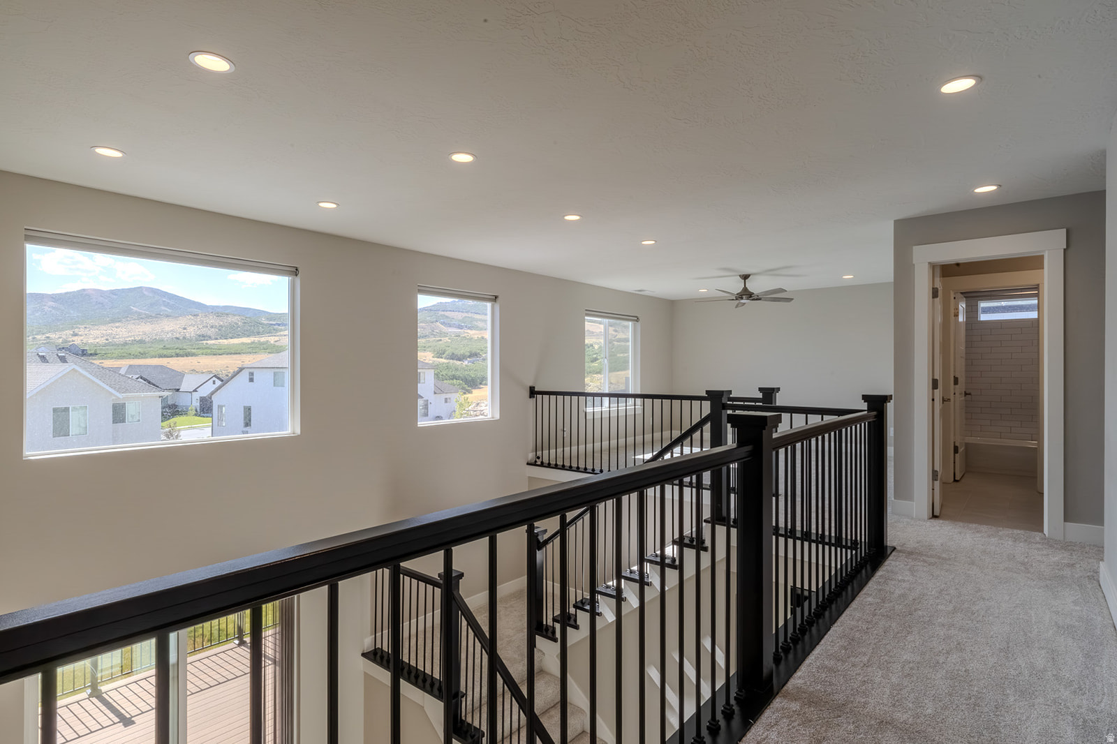 BEACON HILL - Residential