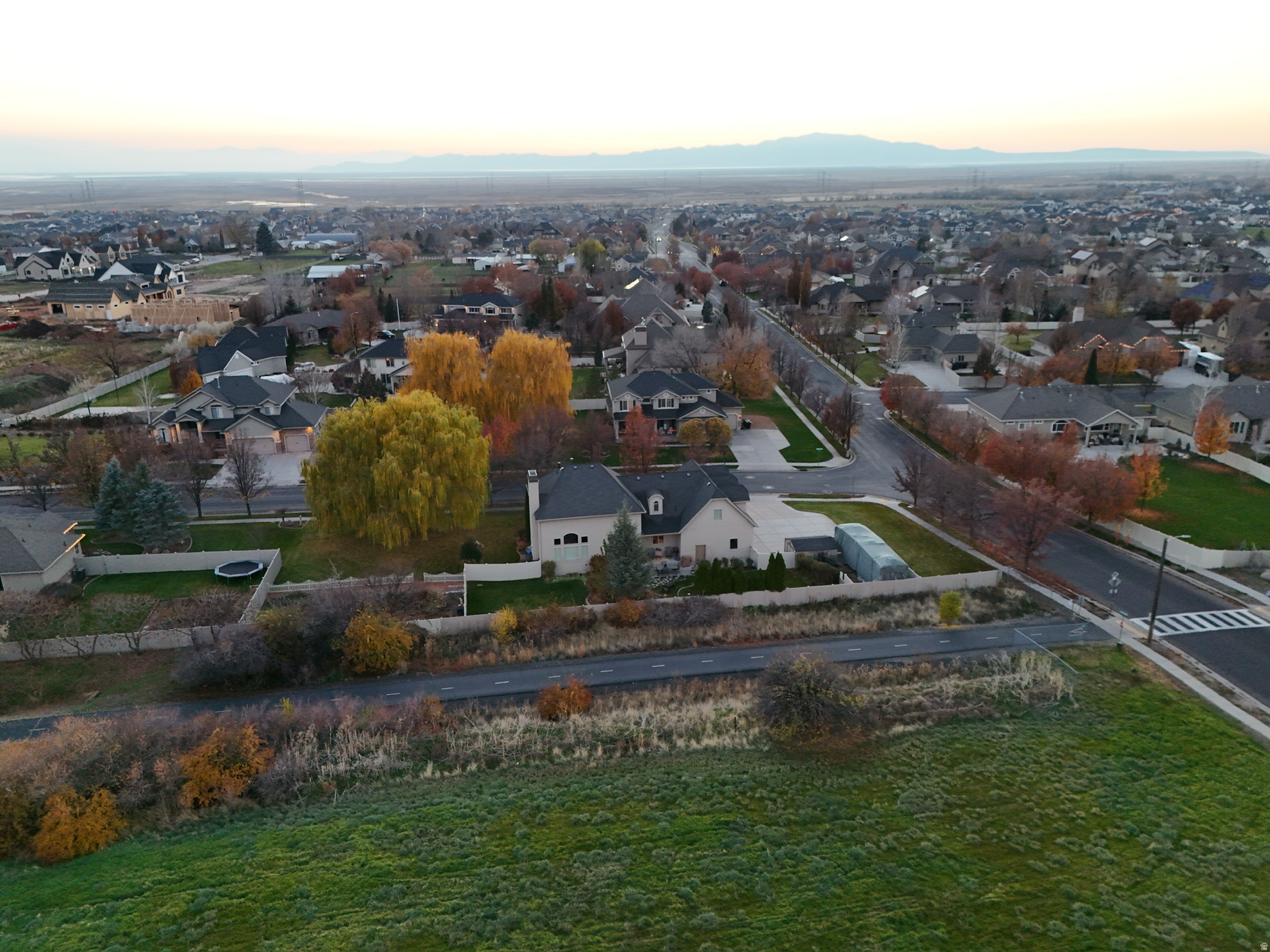 SUNSET FARMS - Residential