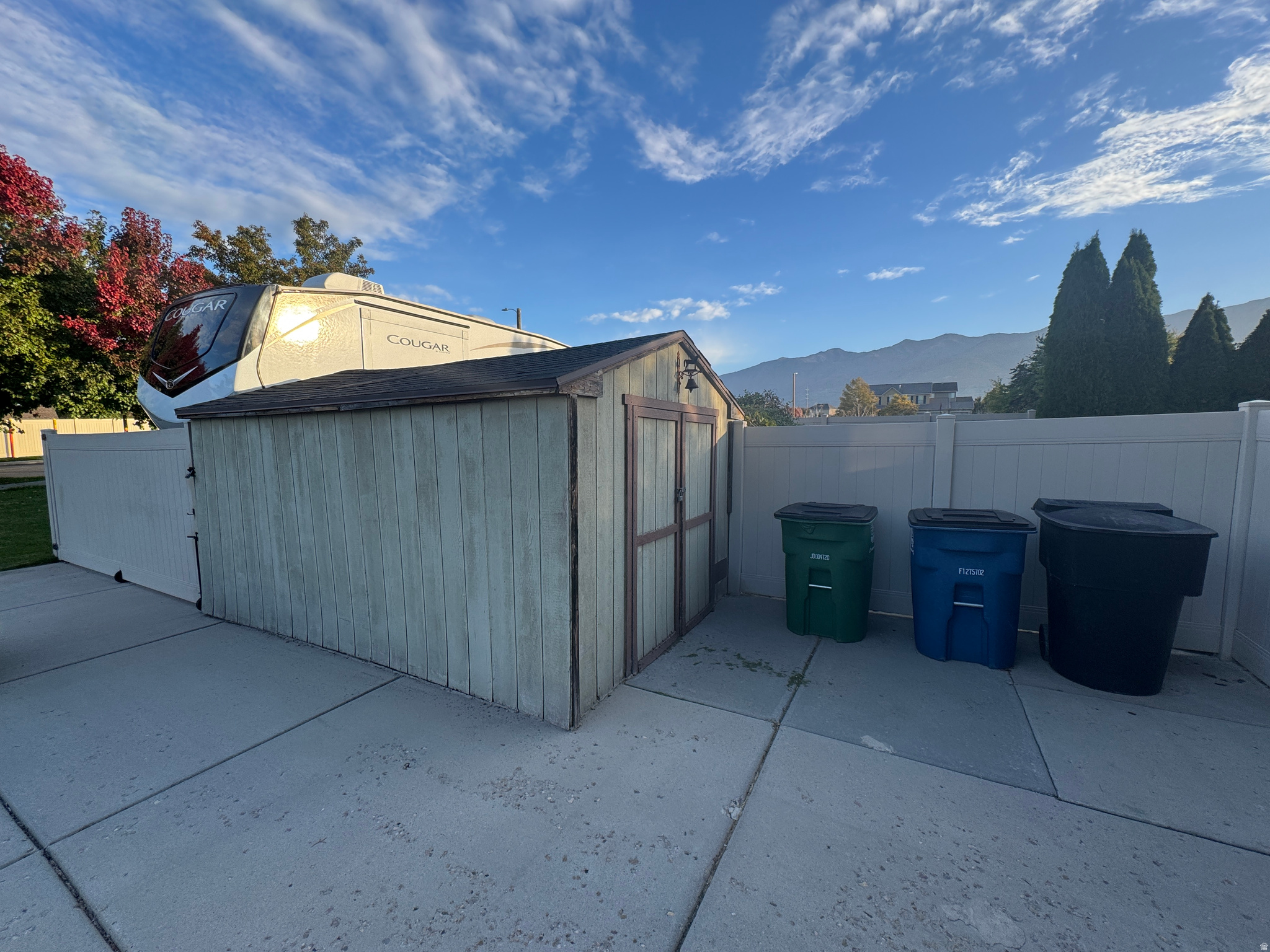 SUNSET FARMS - Residential