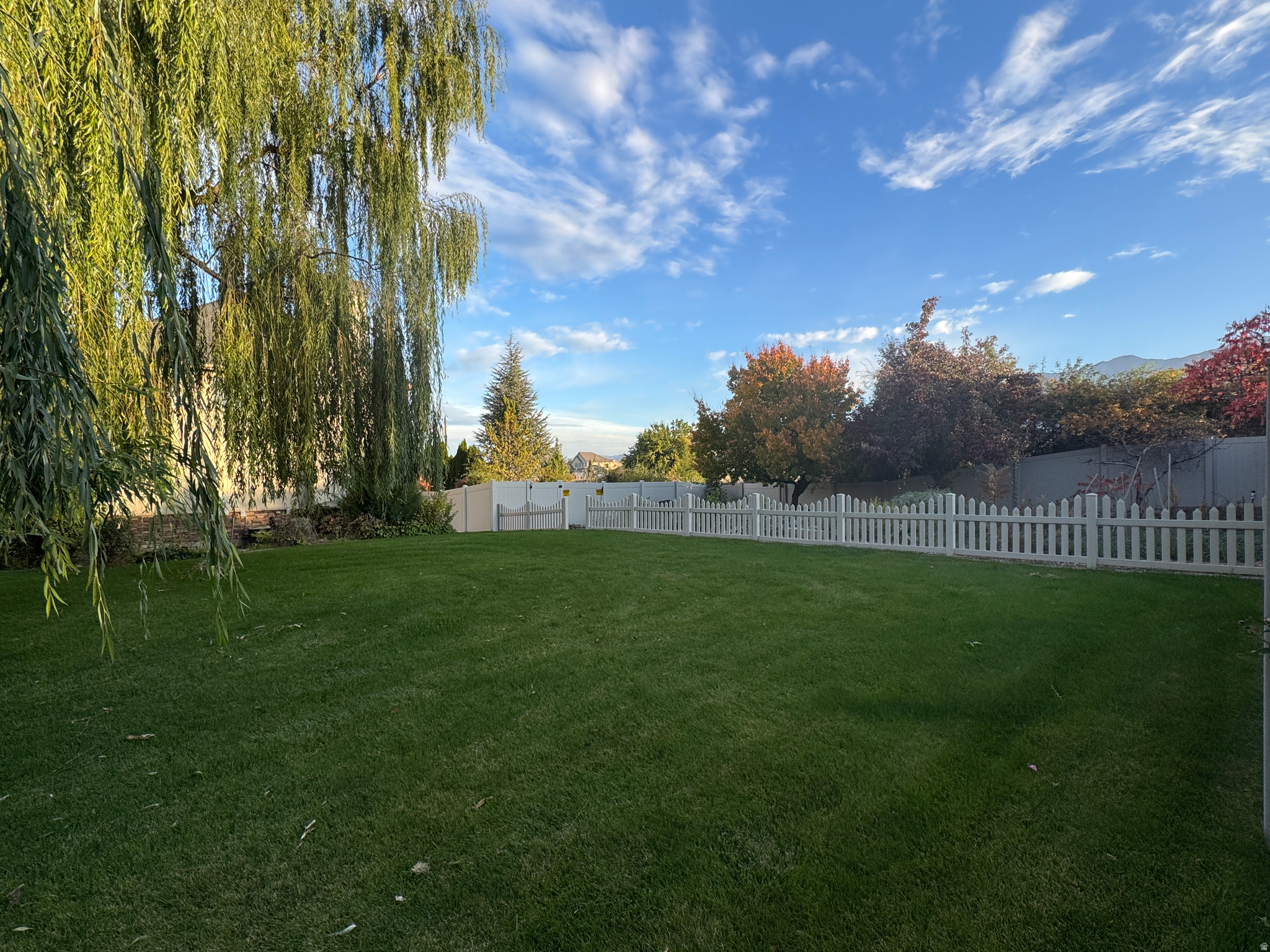 SUNSET FARMS - Residential
