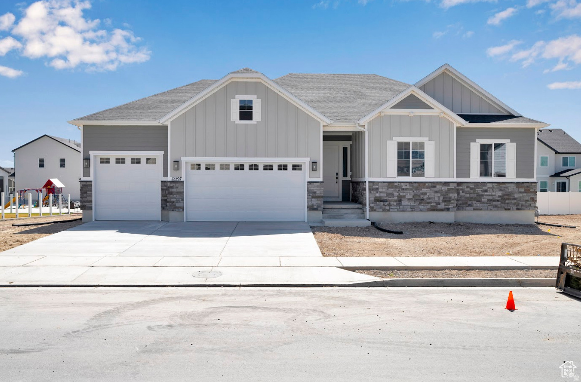 The list price includes the base price, lot, structural options, and upgraded interior finishes! The Daniel II plan has a wealth of exciting features: 4 Bedrooms on the main, a large great room, sunroom, a gourmet kitchen, a deluxe master retreat, a large, covered patio and a 4th car garage.