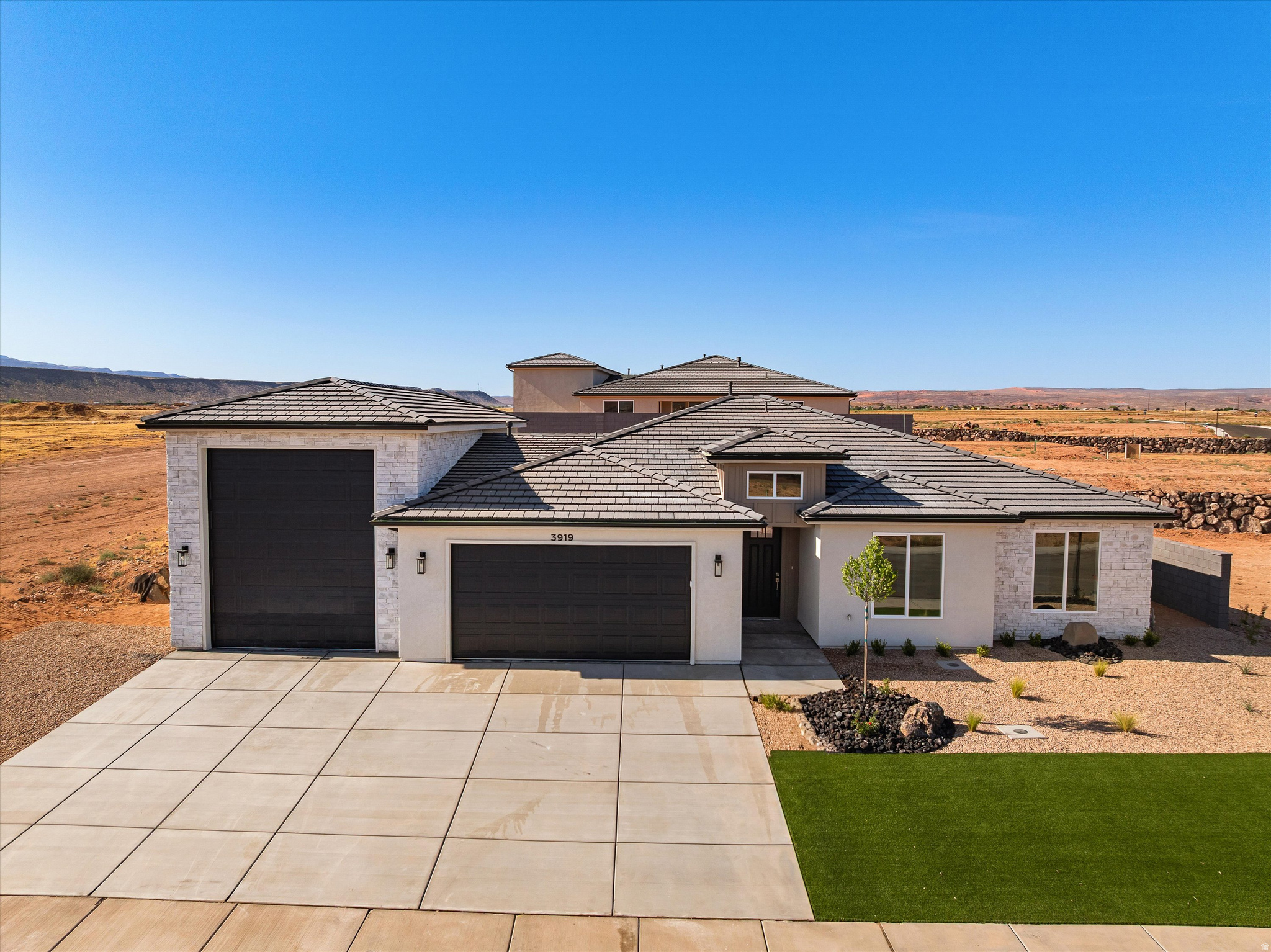 RED SLATE ESTATES - Residential