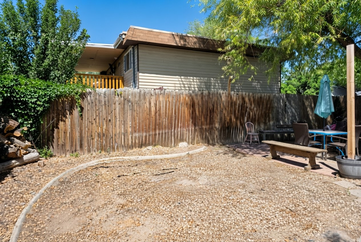WESTERN HILLS NO 1 - Residential