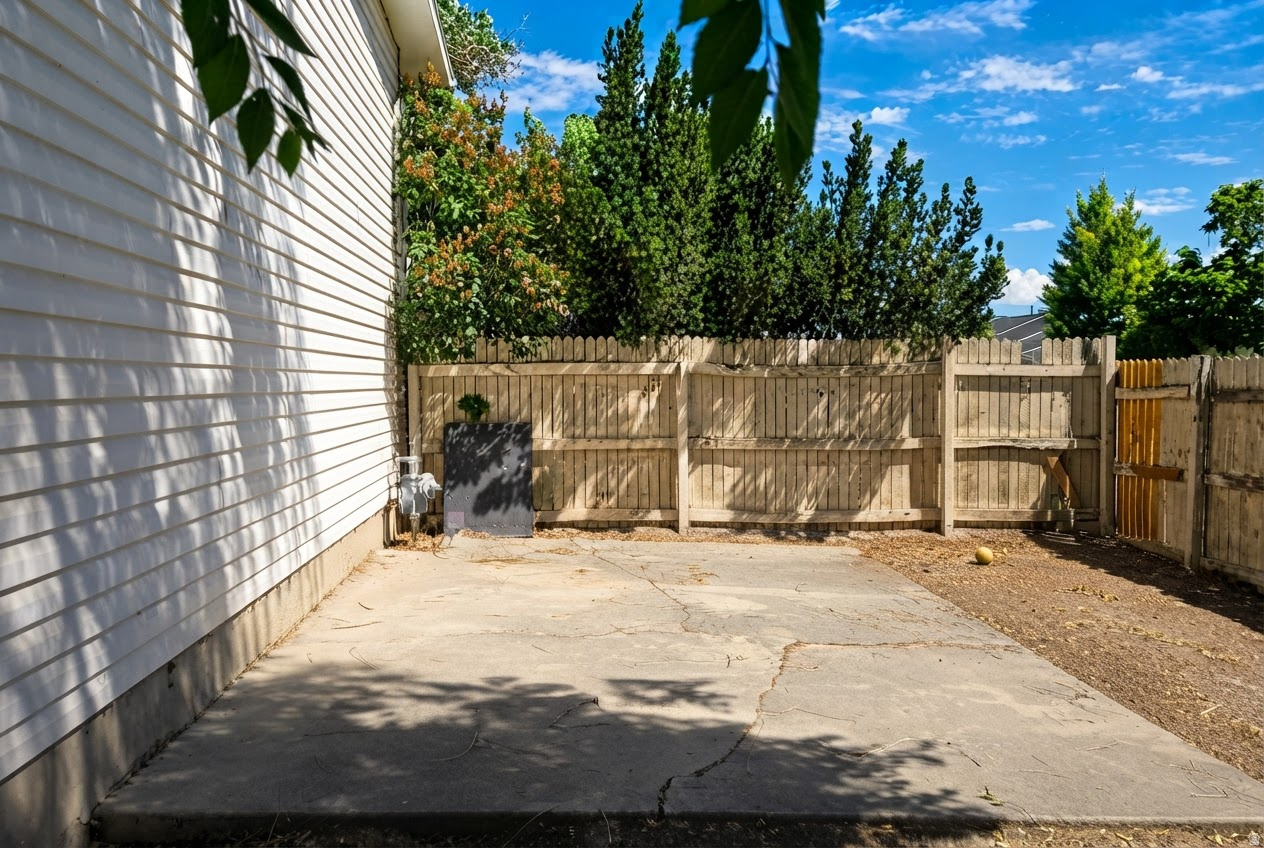 WESTERN HILLS NO 1 - Residential