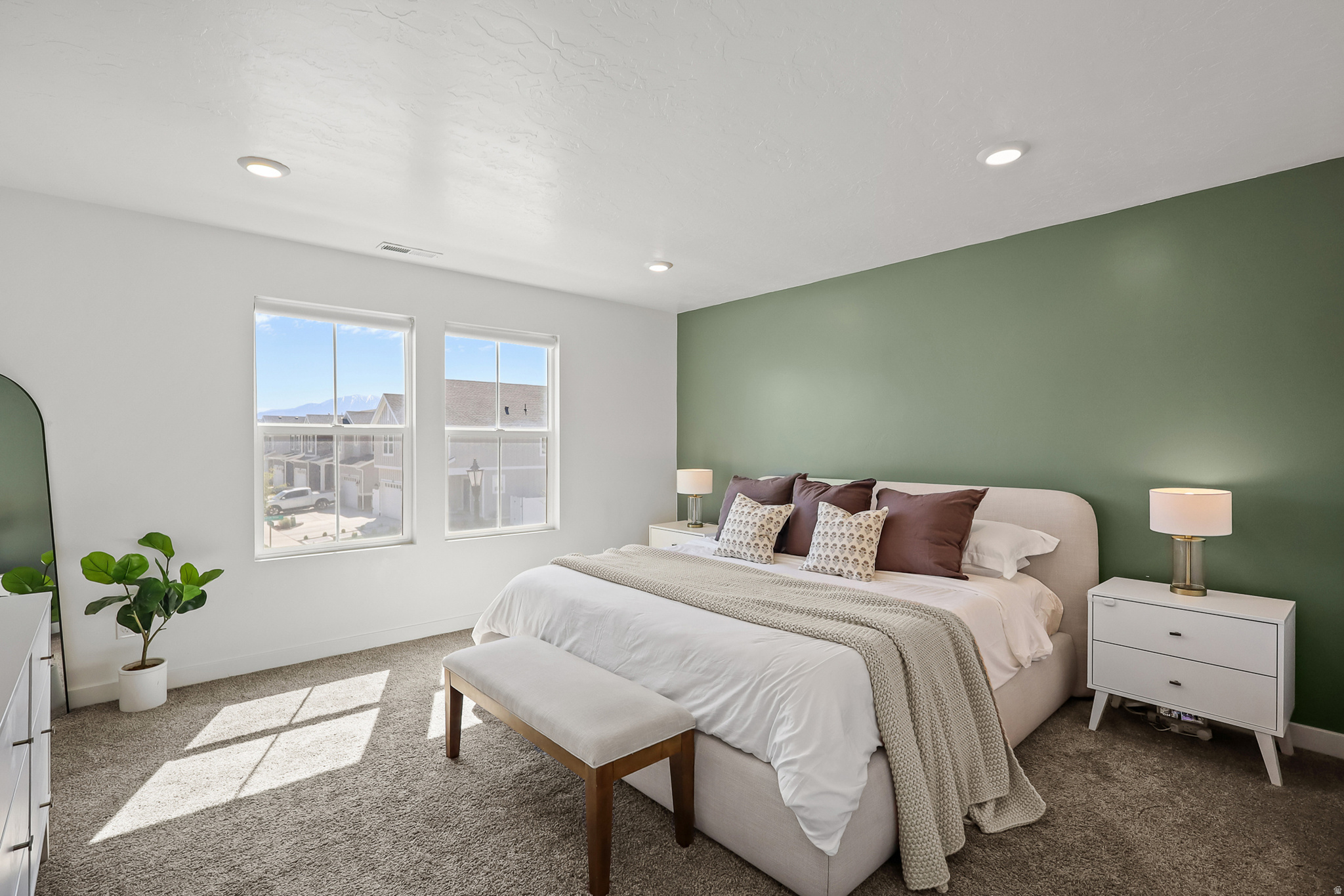 NORTHSHORE - Residential