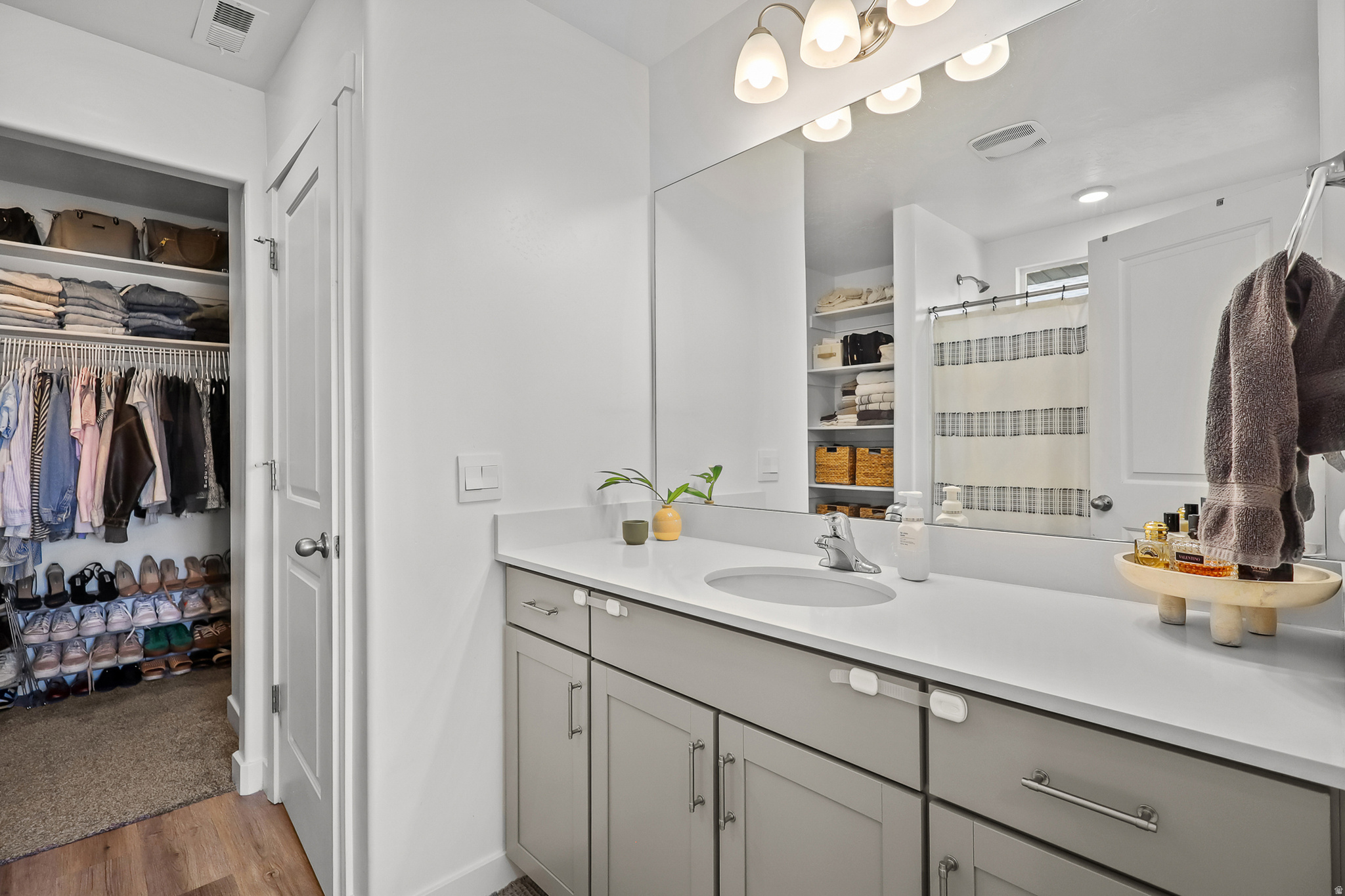 NORTHSHORE - Residential