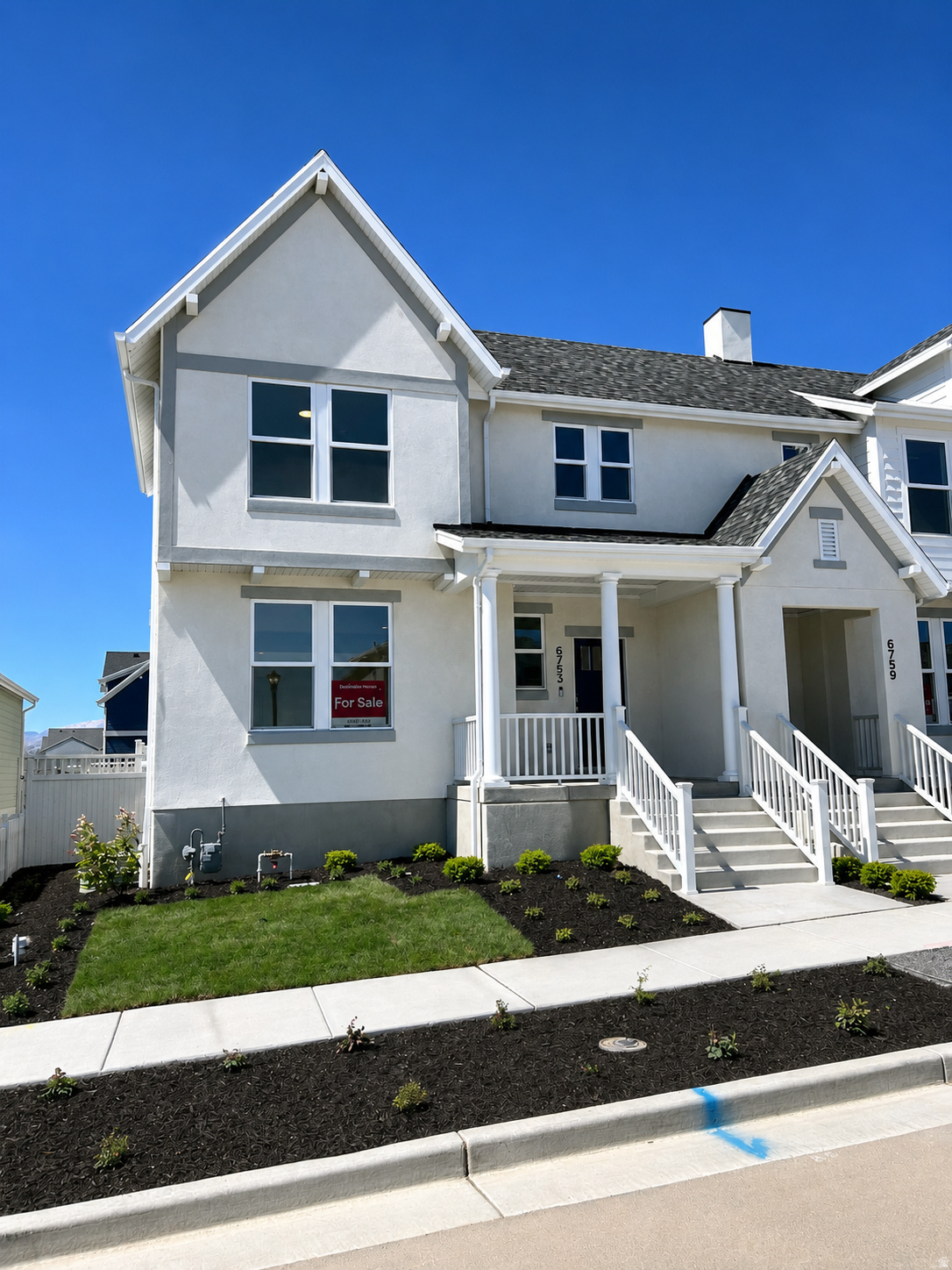 DAYBREAK - Residential