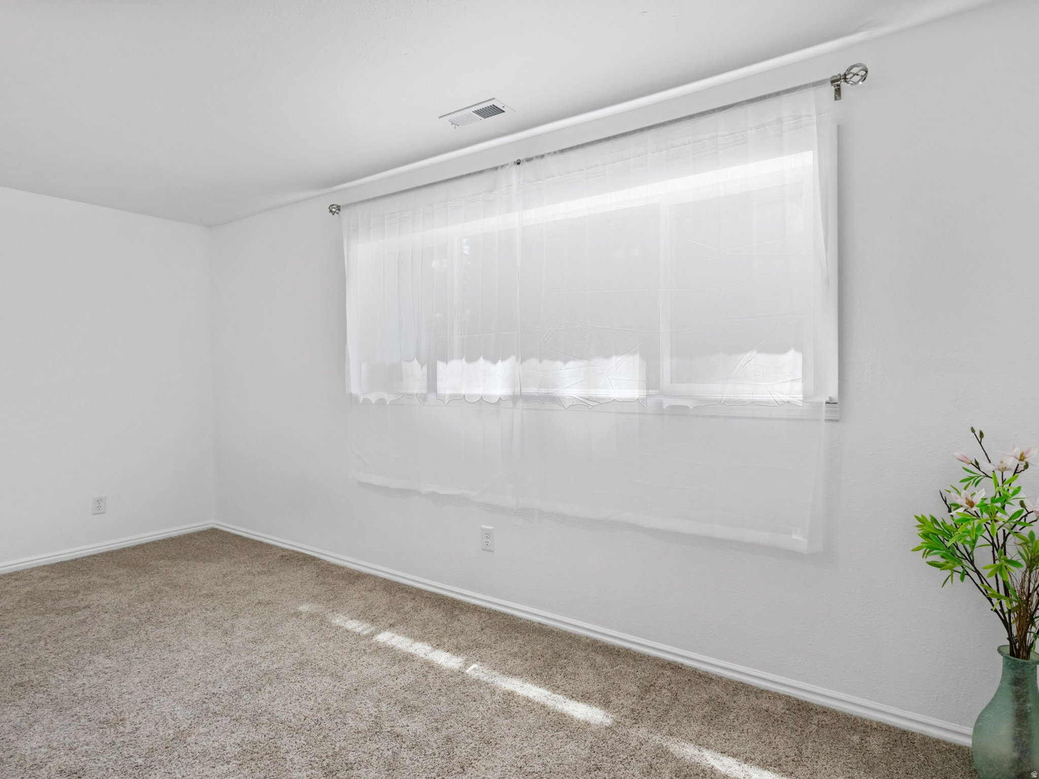 WILLOWBROOK HILL CON - Residential