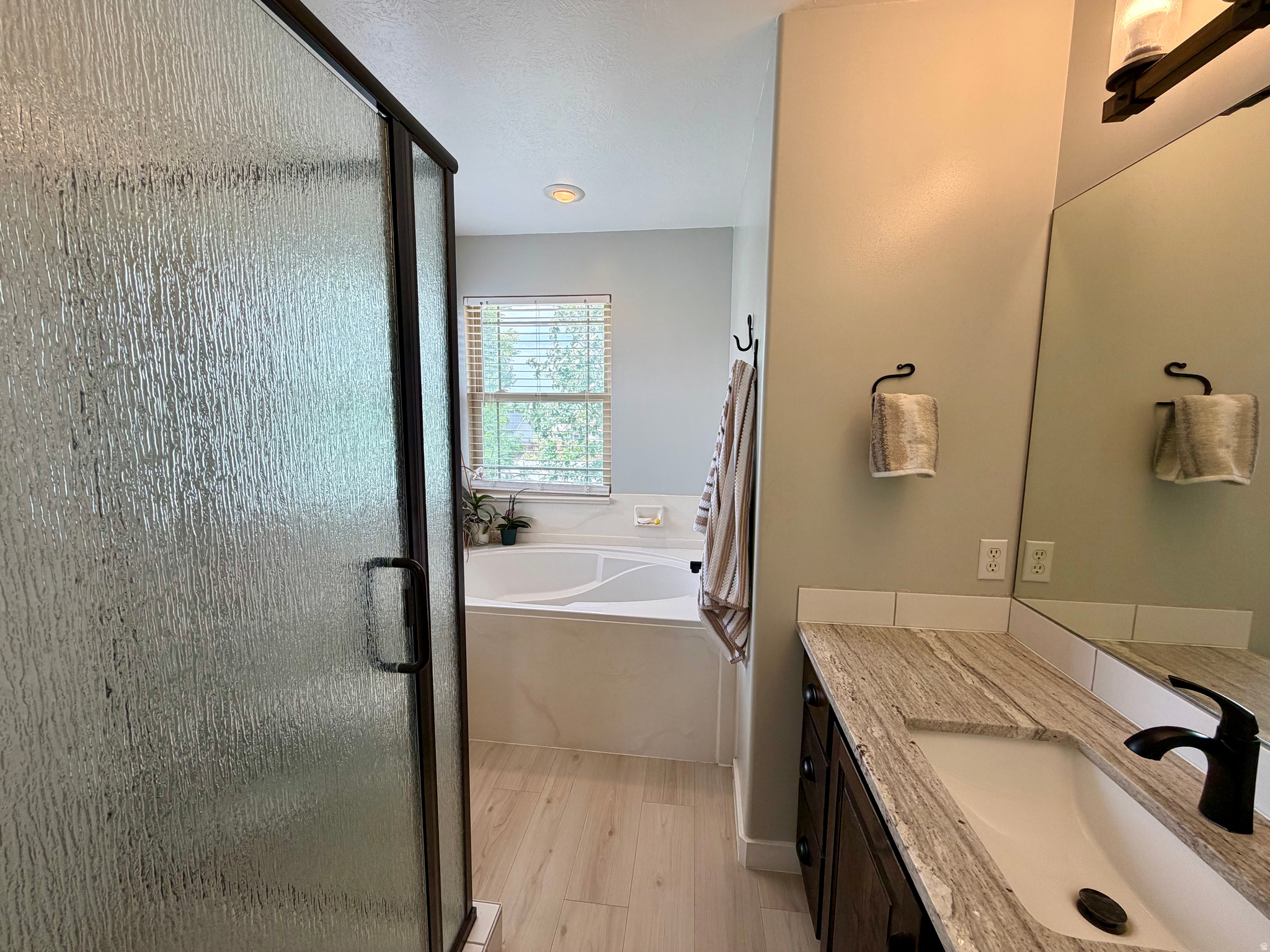 DRY CREEK - Residential