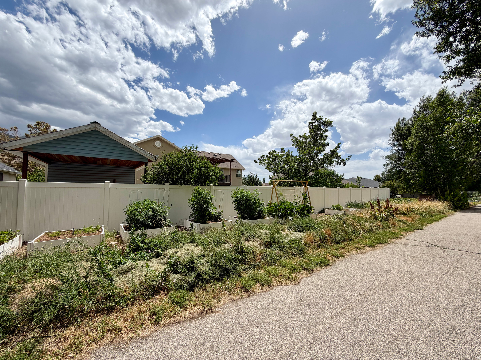 DRY CREEK - Residential
