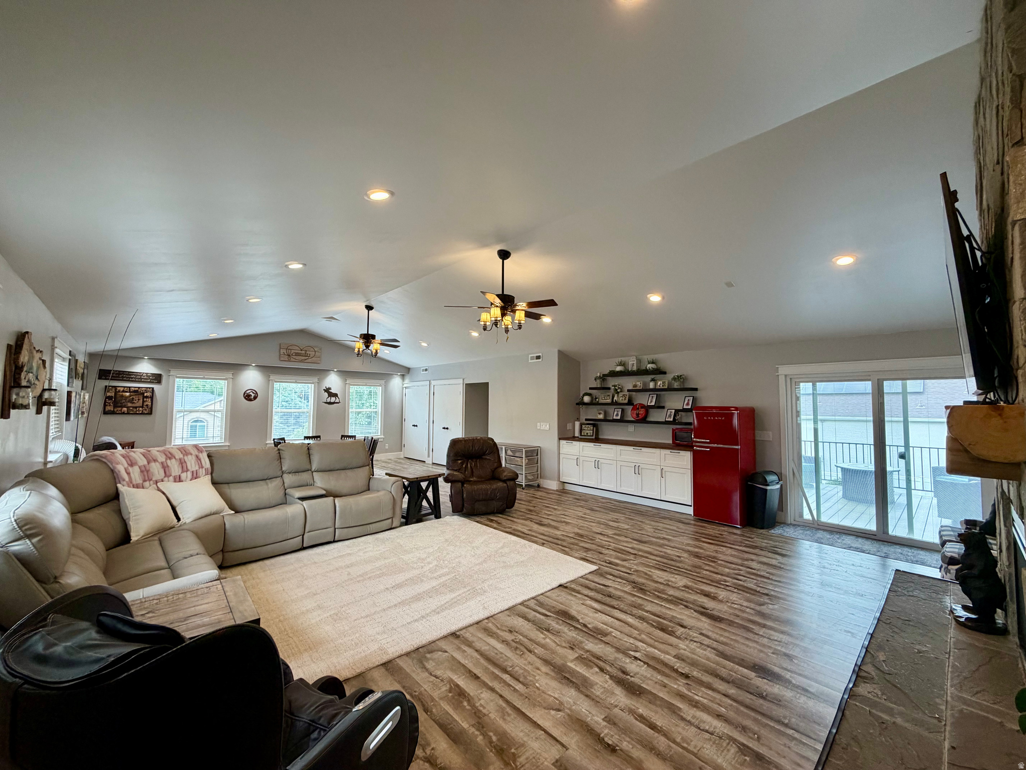 DRY CREEK - Residential
