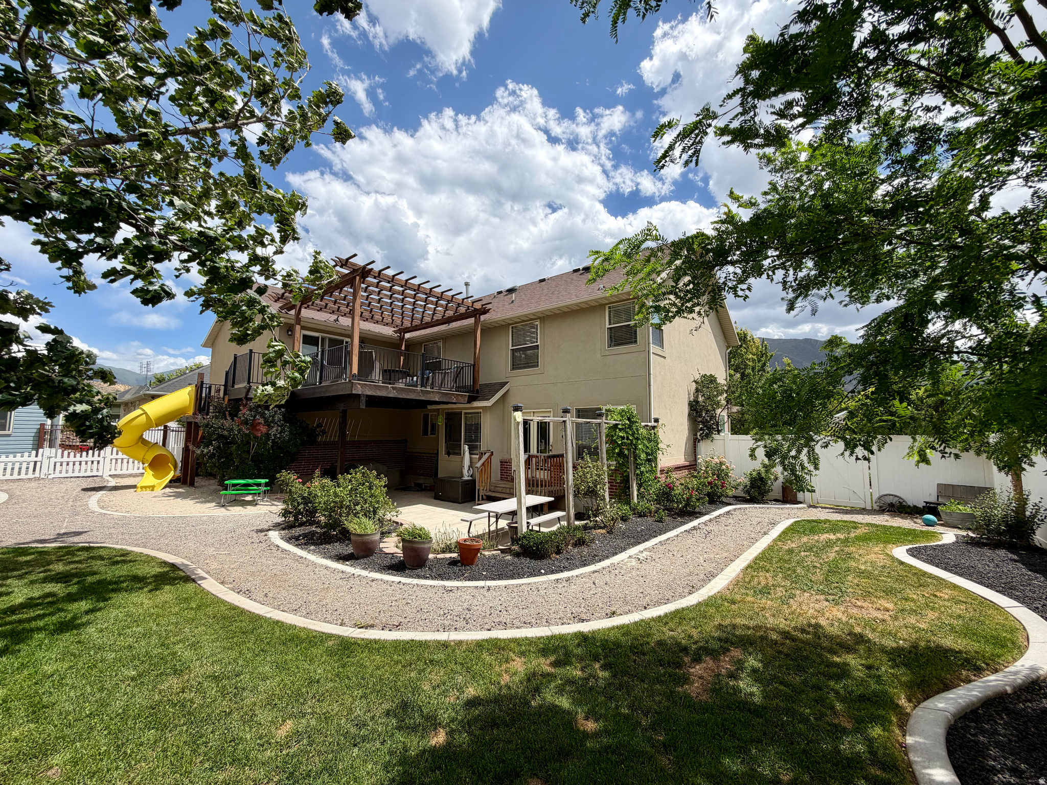 DRY CREEK - Residential