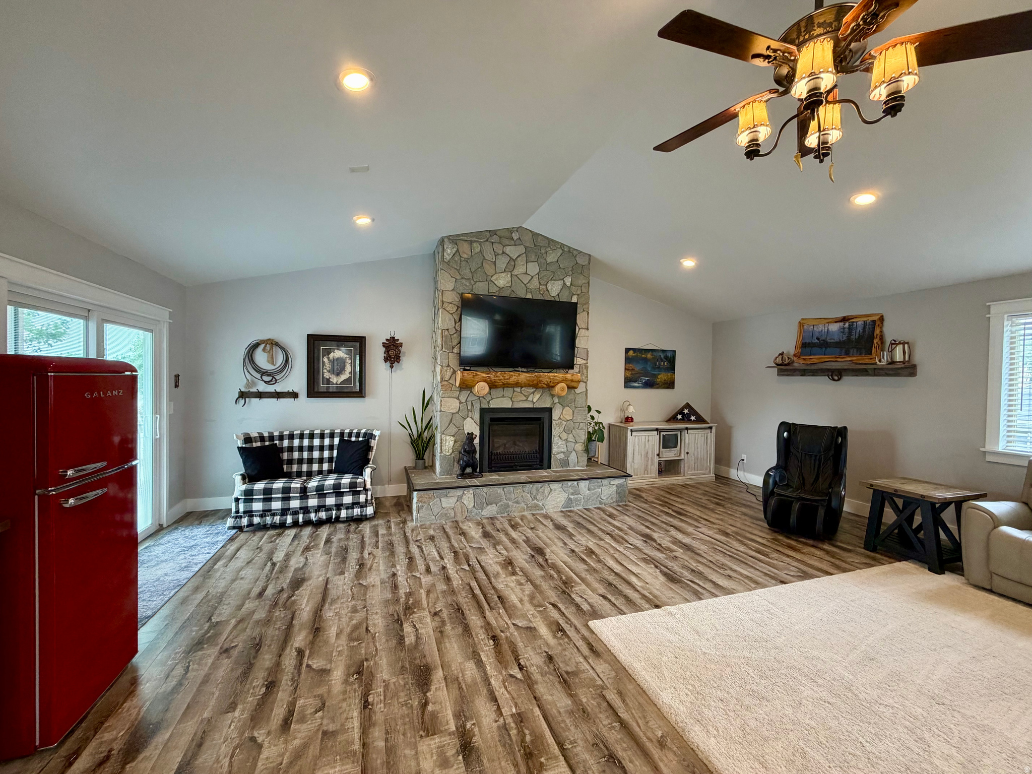 DRY CREEK - Residential