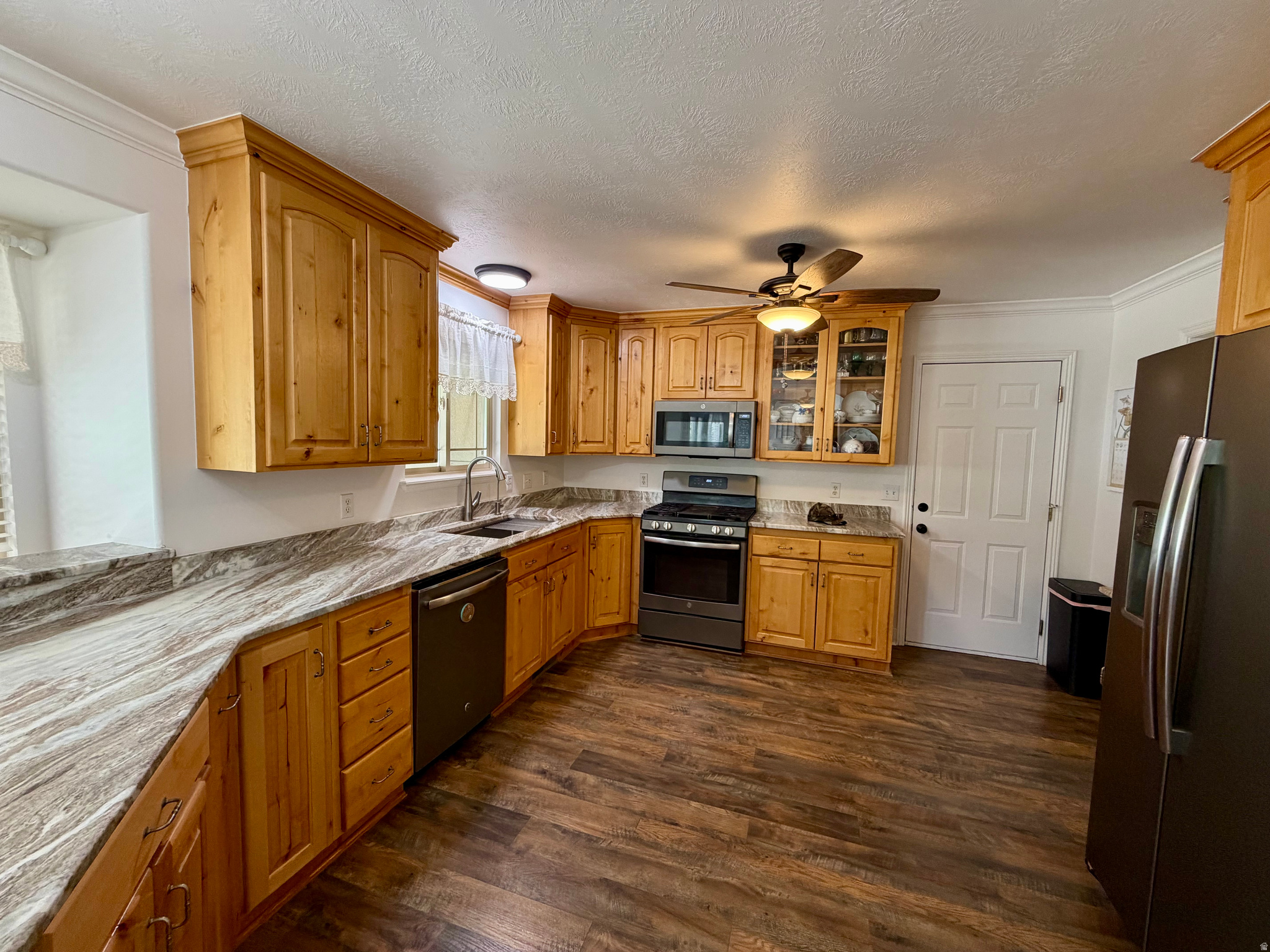 DRY CREEK - Residential