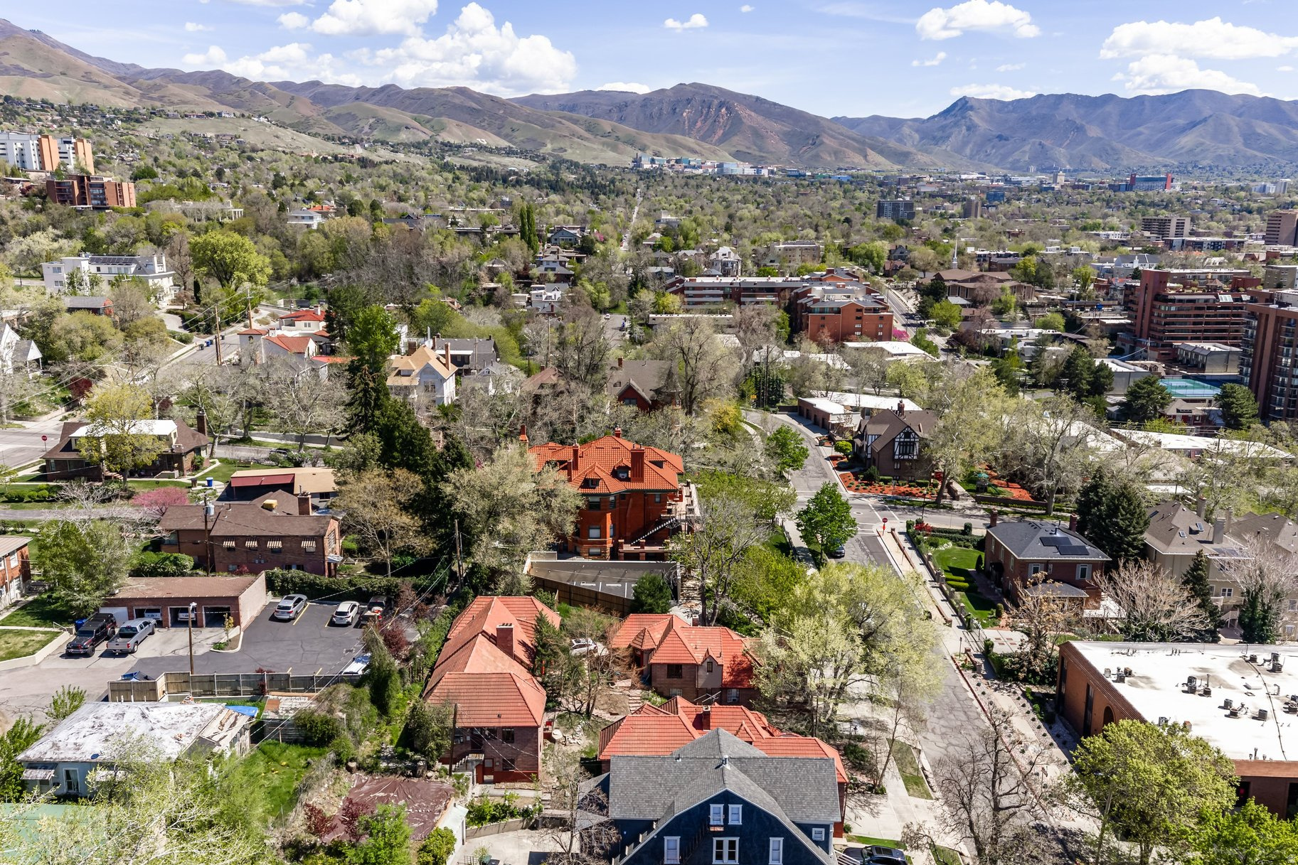 AVENUES - Residential