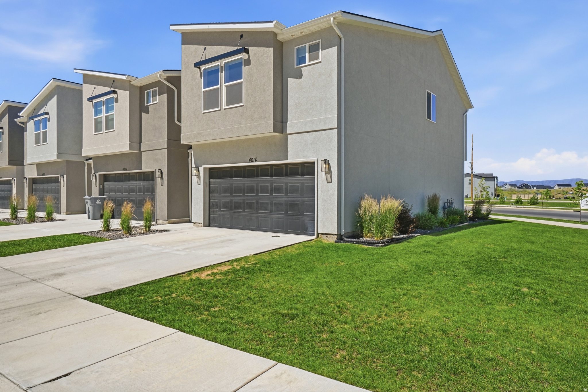 MAPLETON VILLAGE - Residential